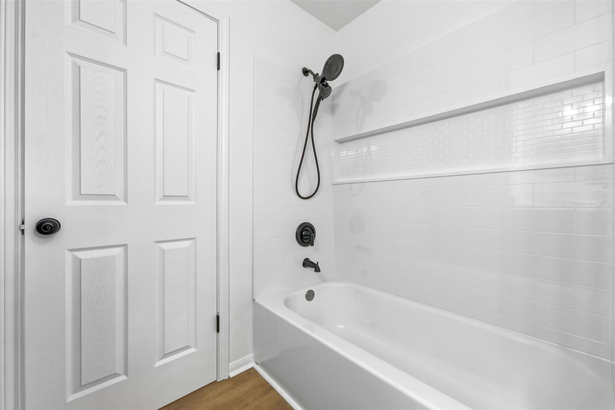 318 Hunter Rdg, San Marcos, TX 78666