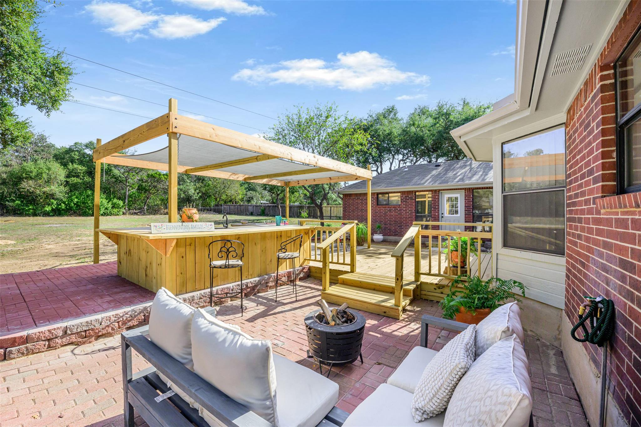 318 Hunter Rdg, San Marcos, TX 78666