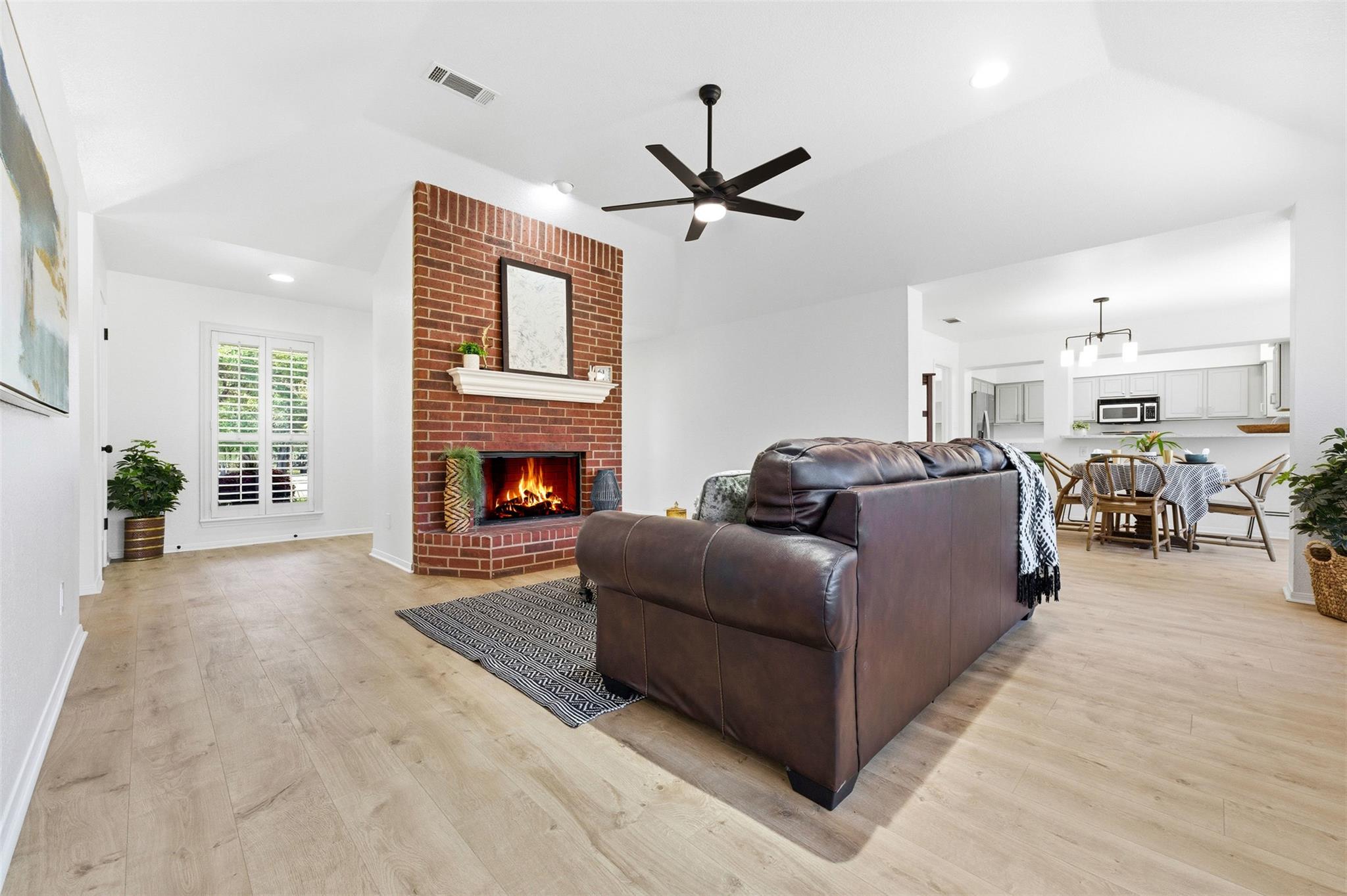 318 Hunter Rdg, San Marcos, TX 78666