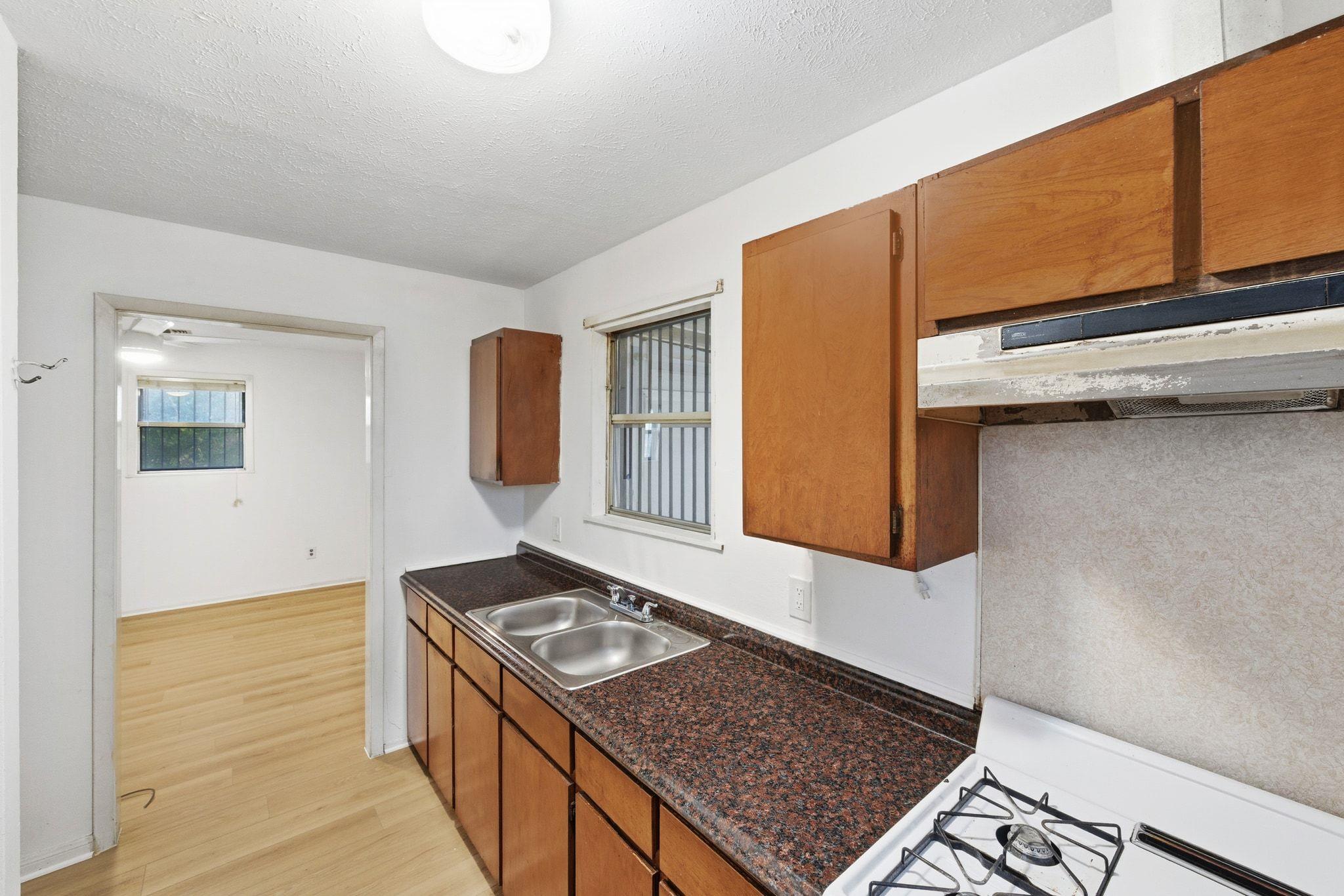 405 Montopolis Dr, Austin, TX 78741