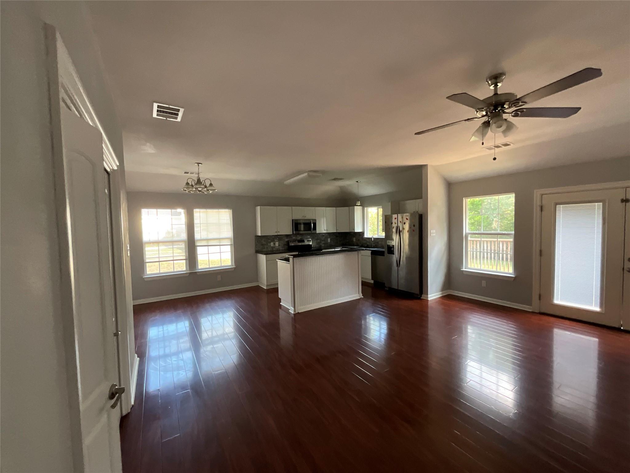 239 Old Firetower Rd, Bastrop, TX 78602