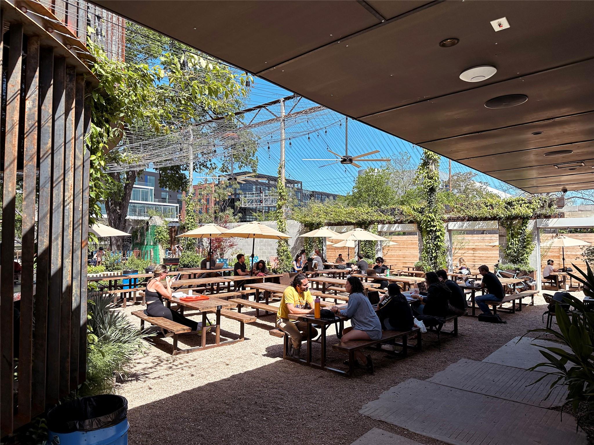 49 Navasota St # 102, Austin, TX 78702