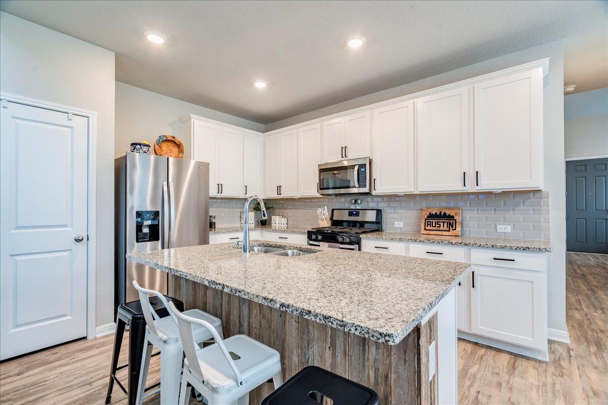 177 Mount Ord Ln, Dripping Springs, TX 78620