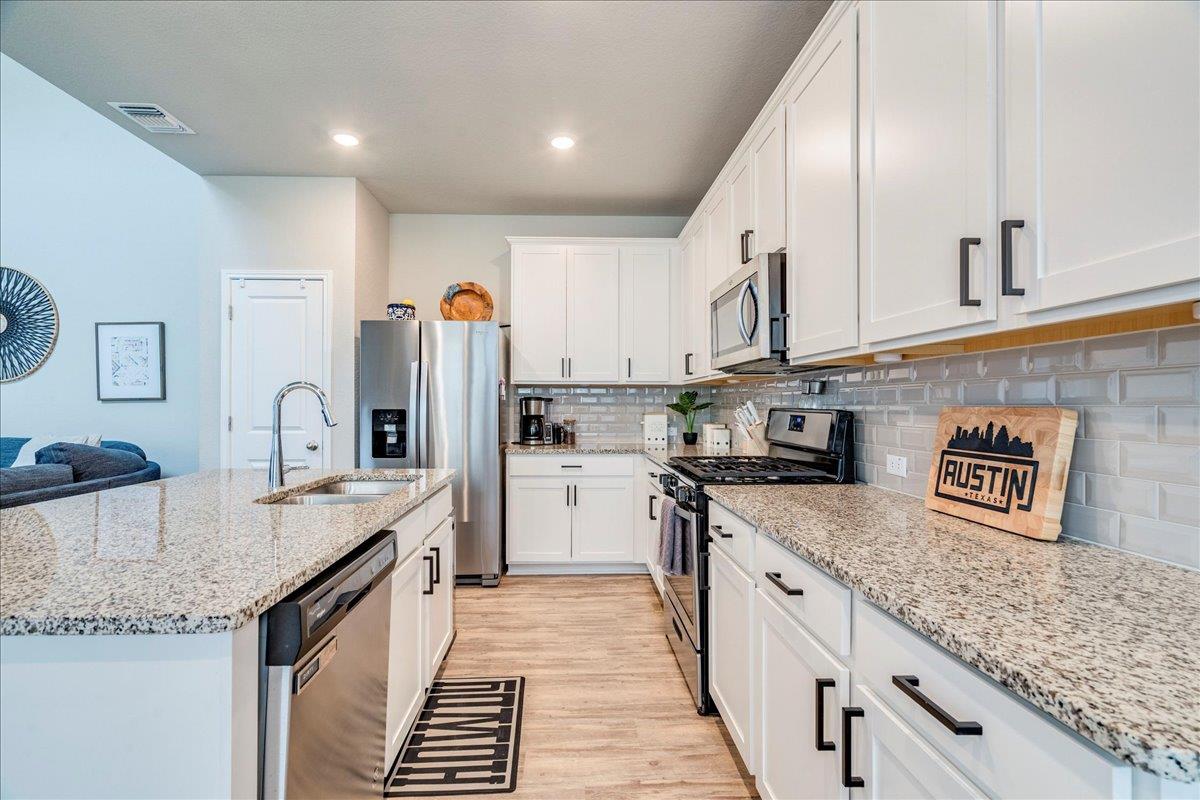 177 Mount Ord Ln, Dripping Springs, TX 78620