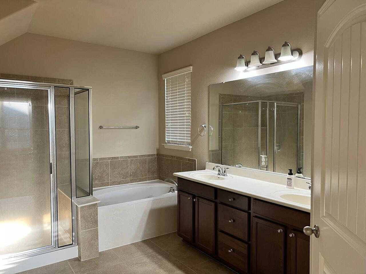 108 Mark Brooks Cv, Round Rock, TX 78664