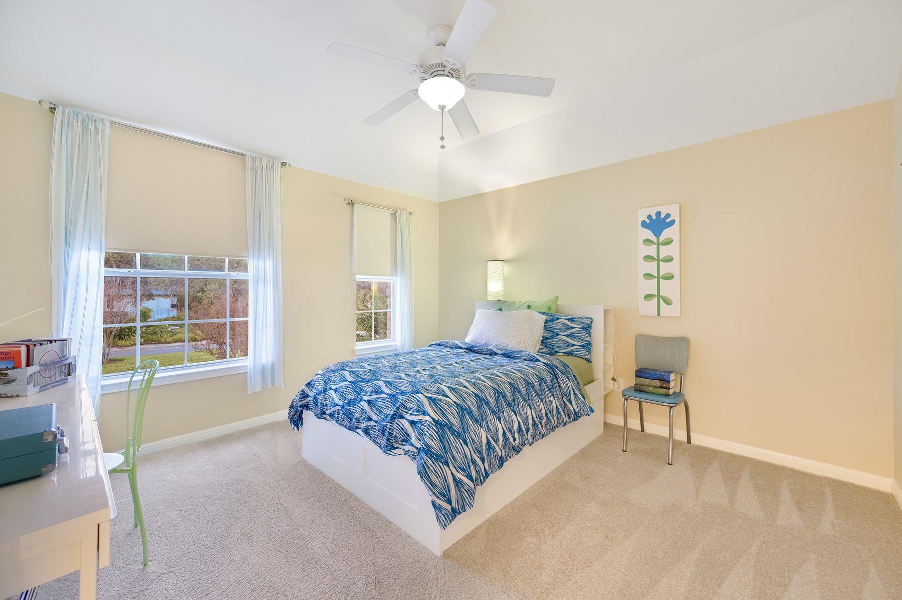 300 River Ridge Dr, Georgetown, TX 78628