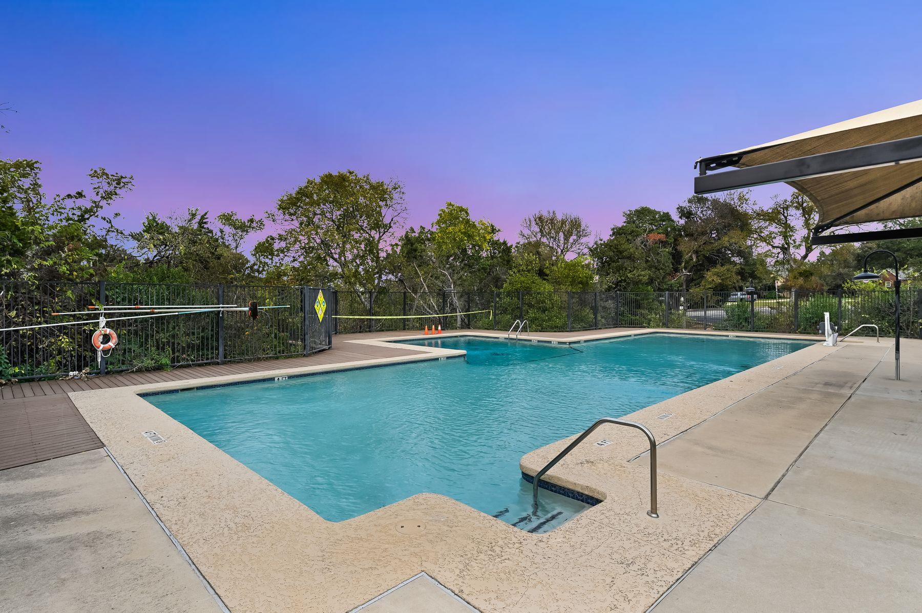 300 River Ridge Dr, Georgetown, TX 78628