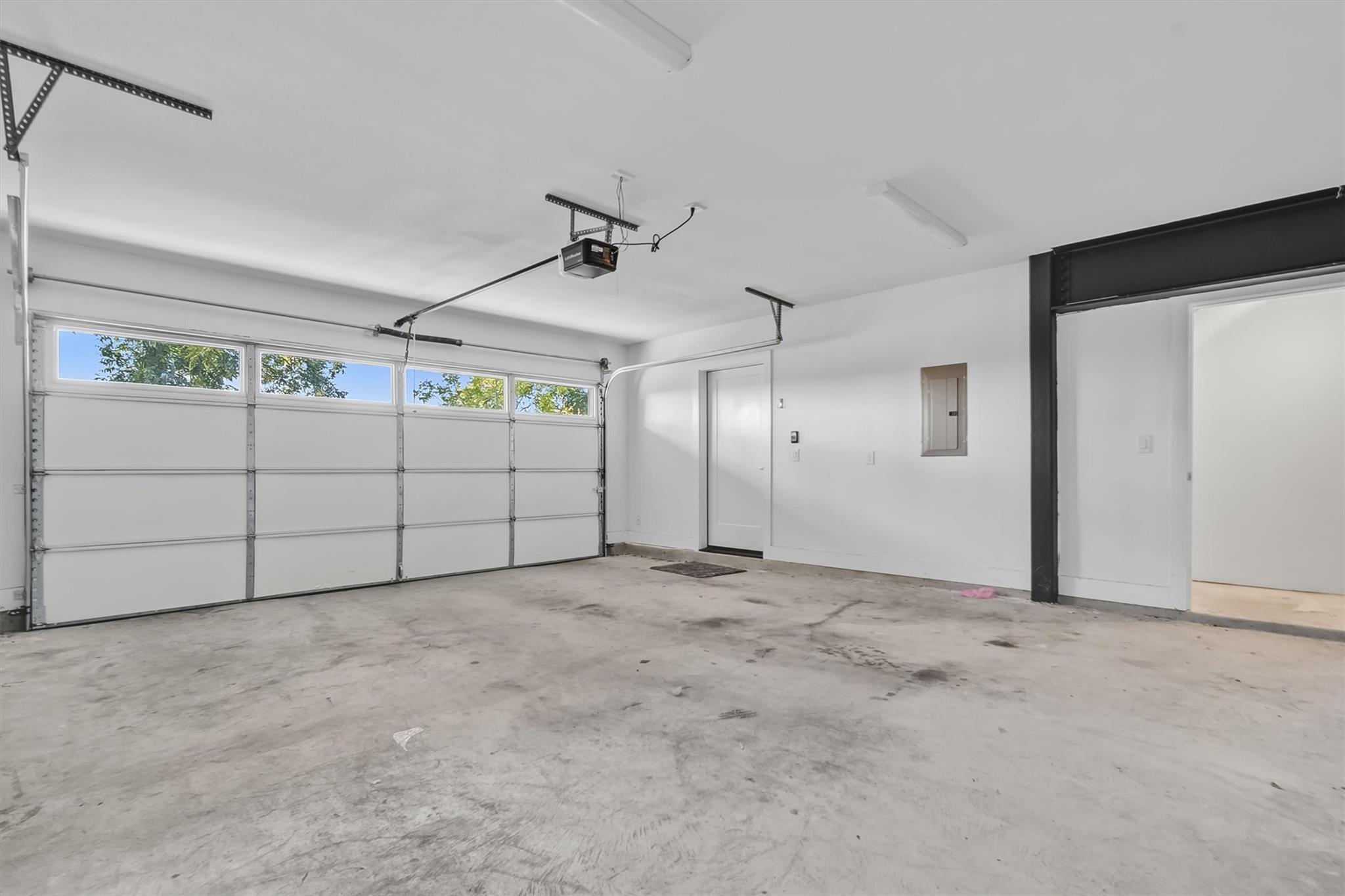 2712 Oak Springs Dr # A, Austin, TX 78702