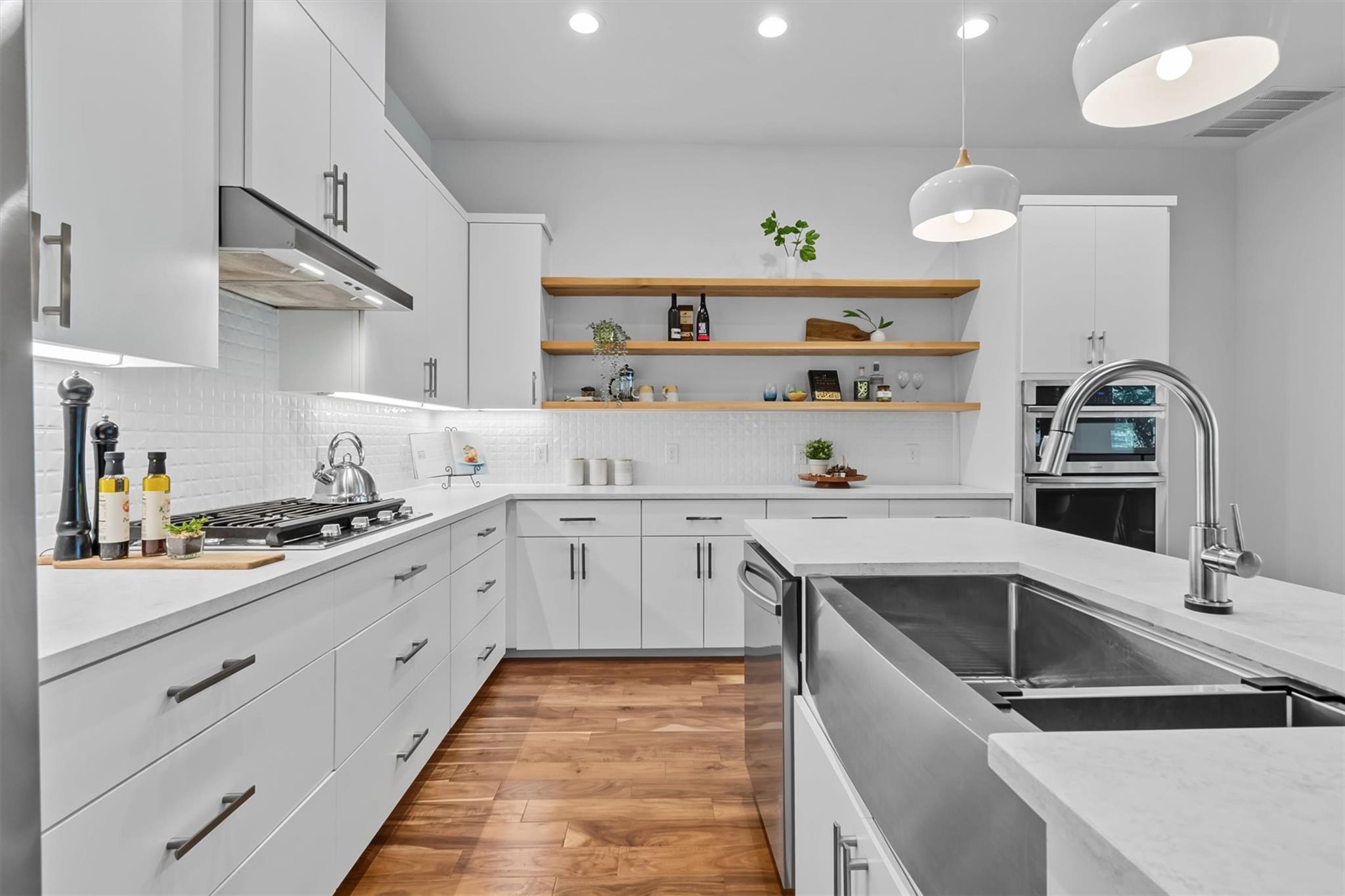 2712 Oak Springs Dr # A, Austin, TX 78702