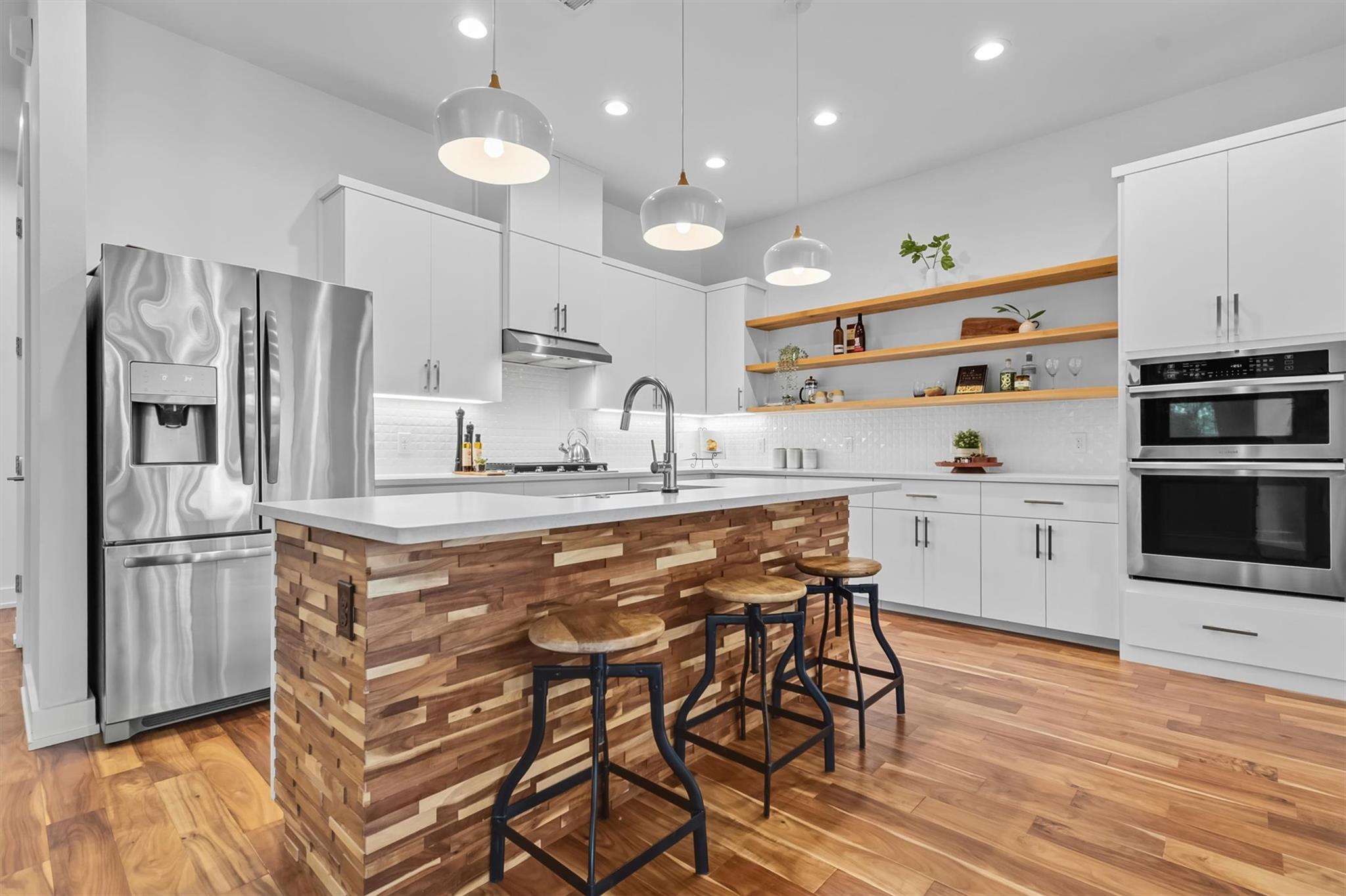 2712 Oak Springs Dr # A, Austin, TX 78702