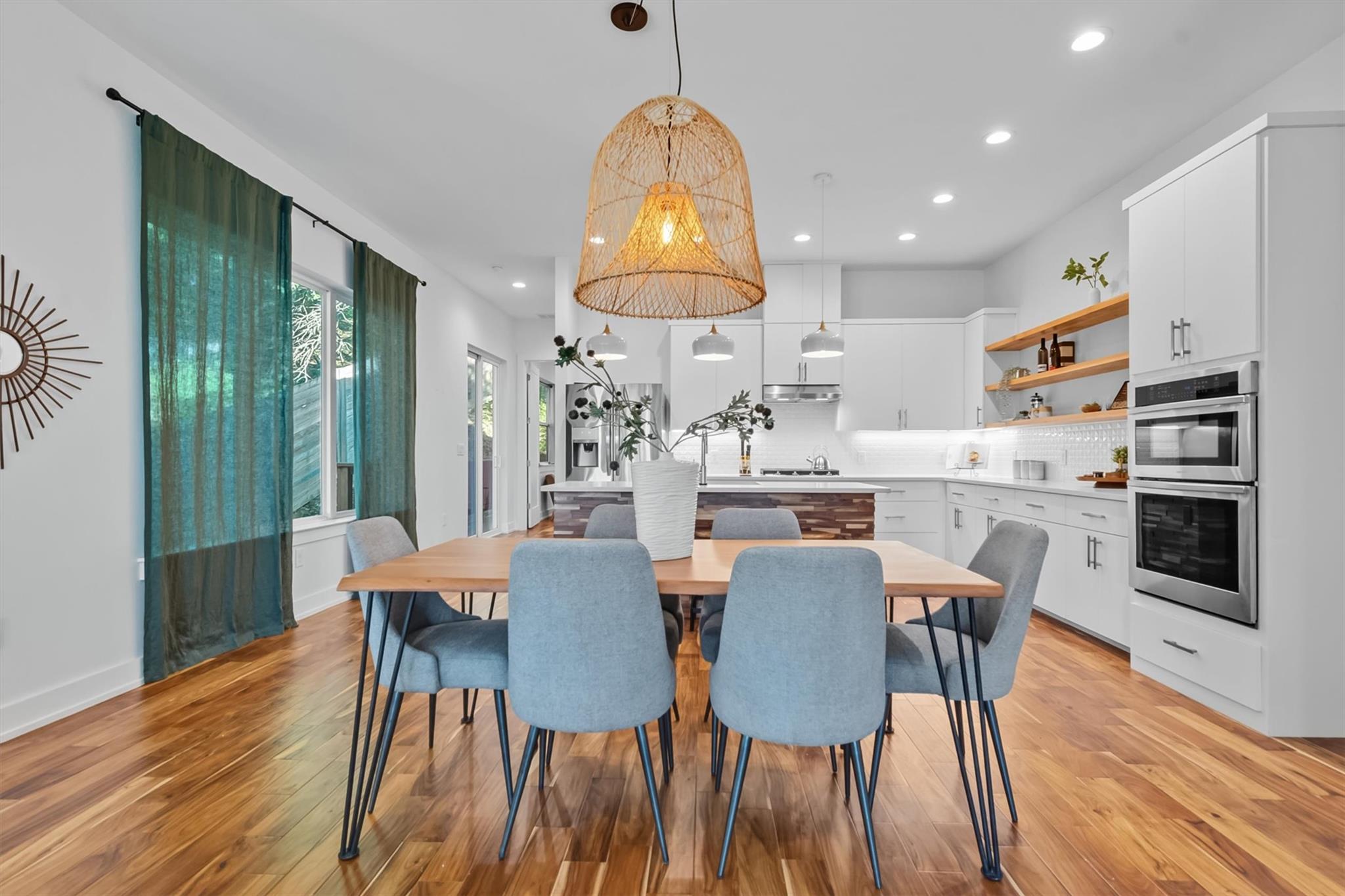 2712 Oak Springs Dr # A, Austin, TX 78702