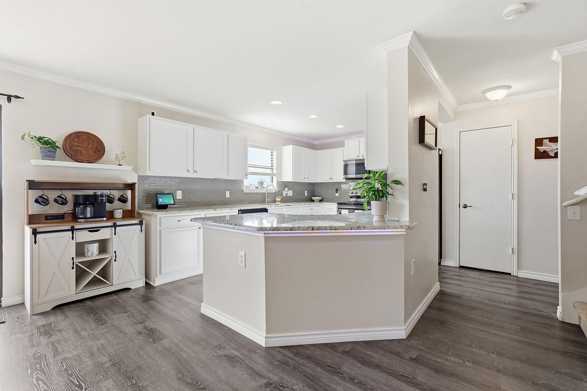 6621 Quinton Dr, Austin, TX 78747