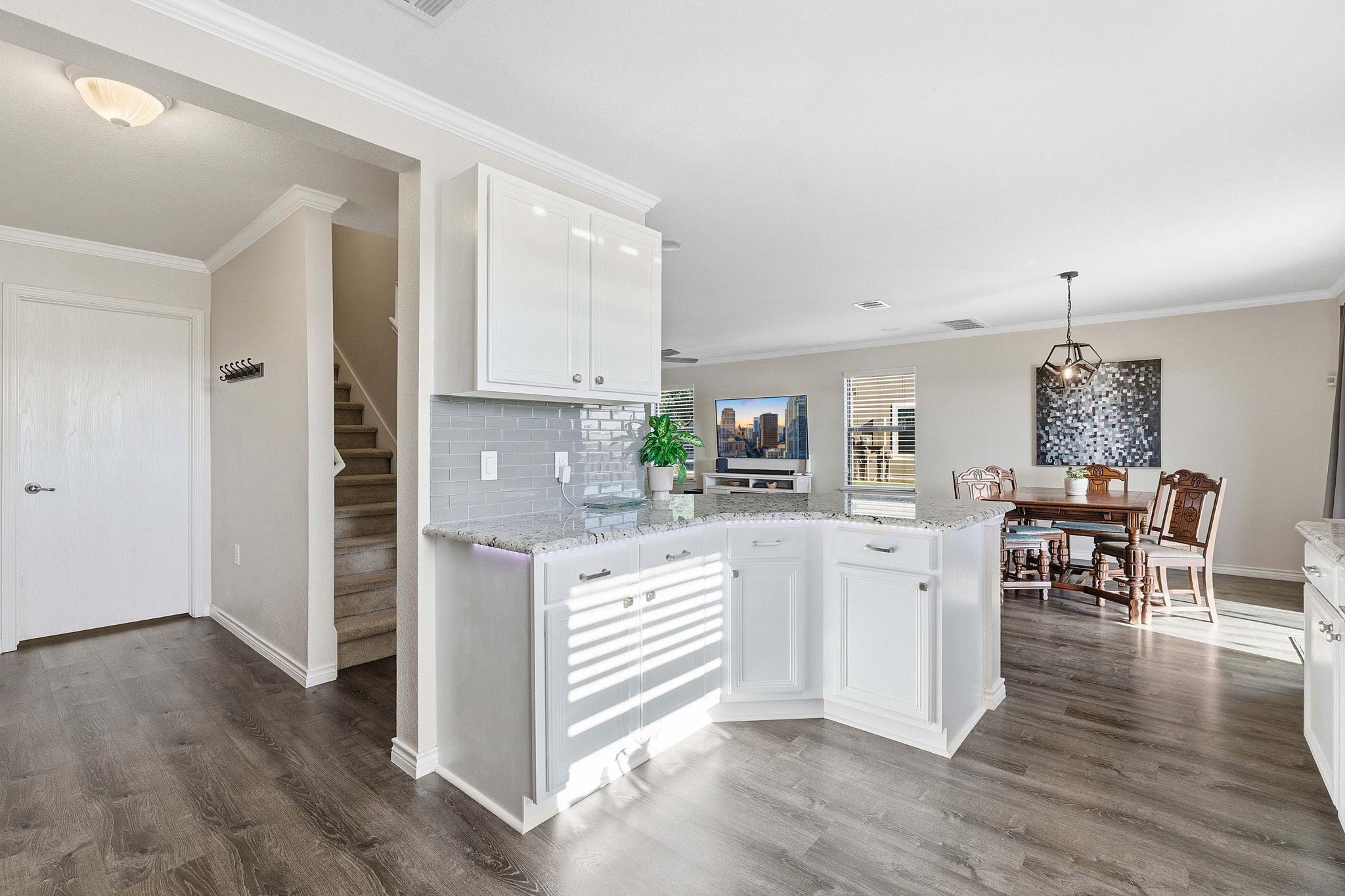 6621 Quinton Dr, Austin, TX 78747