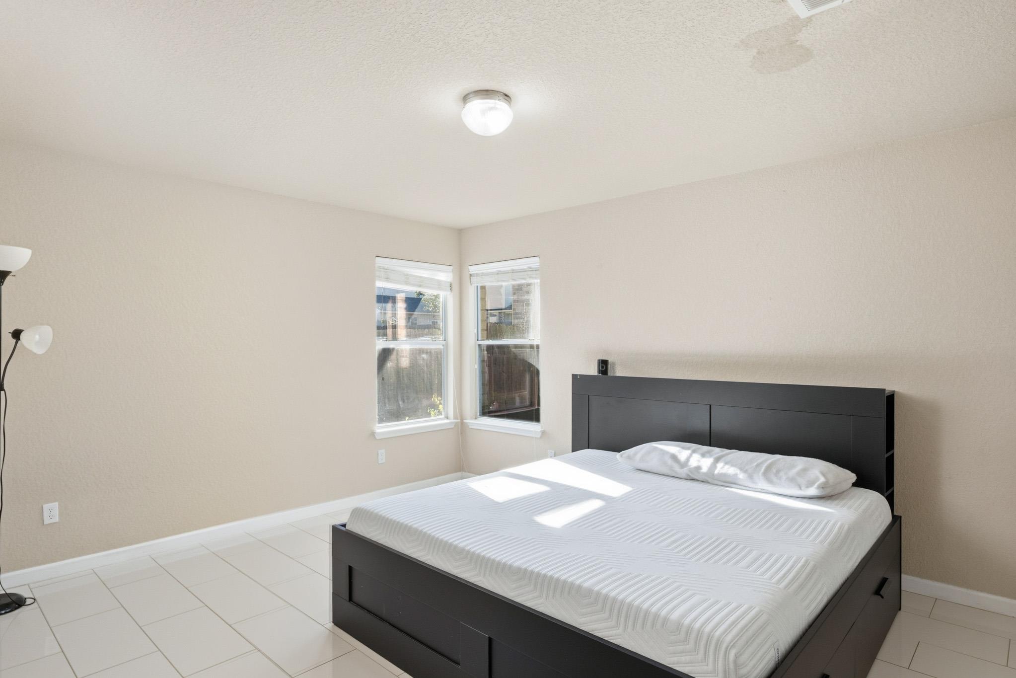 532 Sweet Leaf Ln, Pflugerville, TX 78660