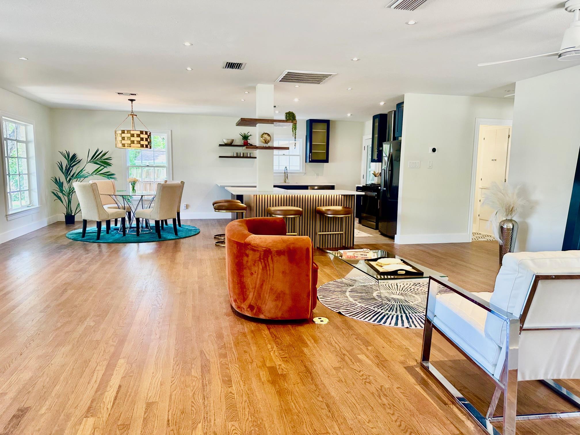 4406 Airport Blvd, Austin, TX 78722