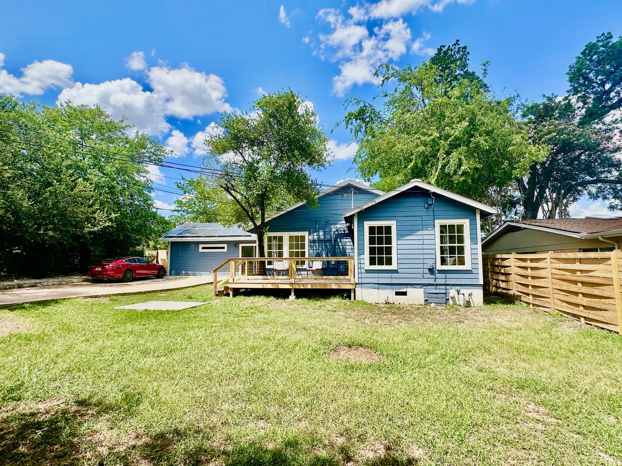 4406 Airport Blvd, Austin, TX 78722