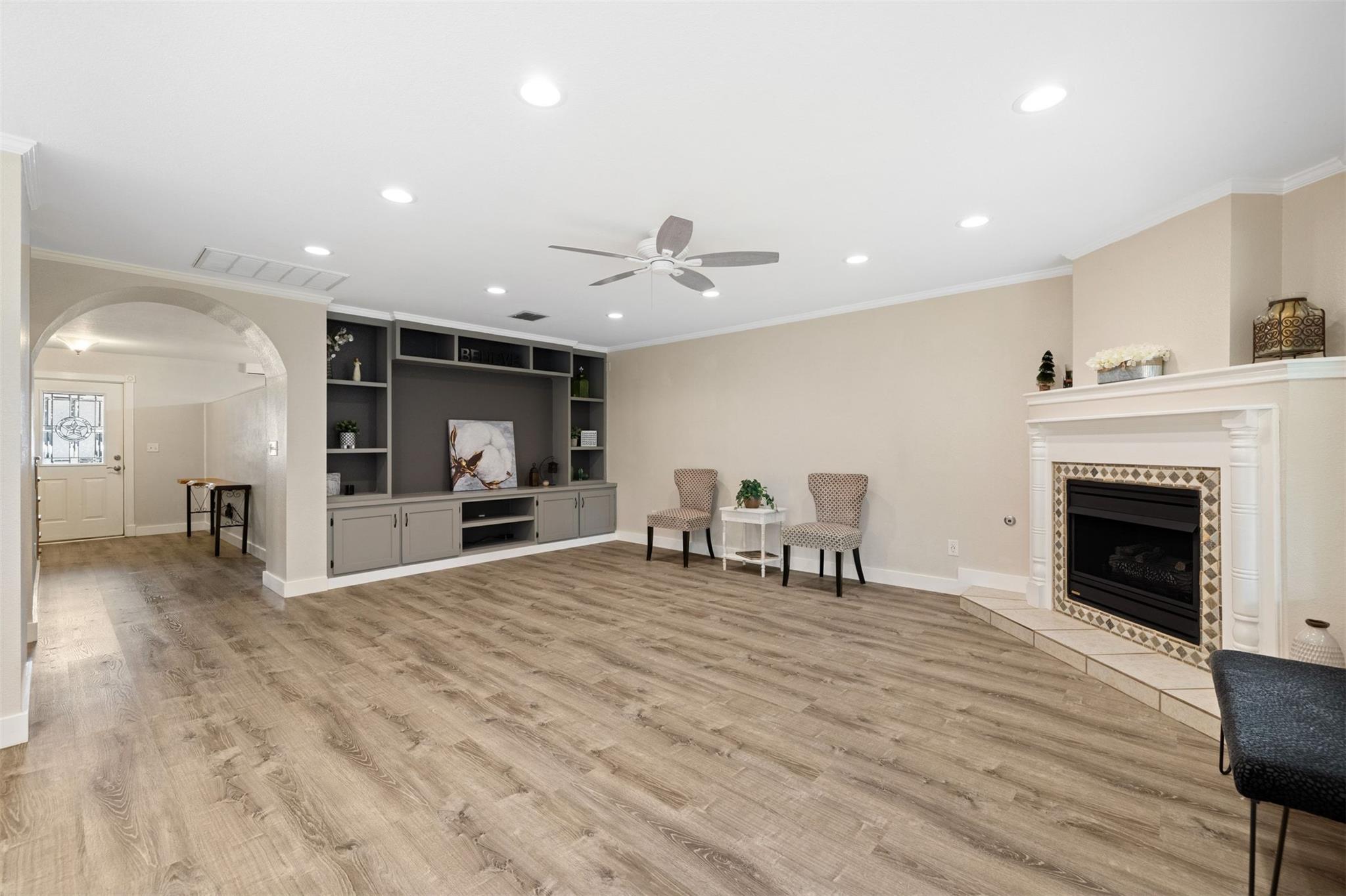 3812 Tailfeather Dr, Round Rock, TX 78681