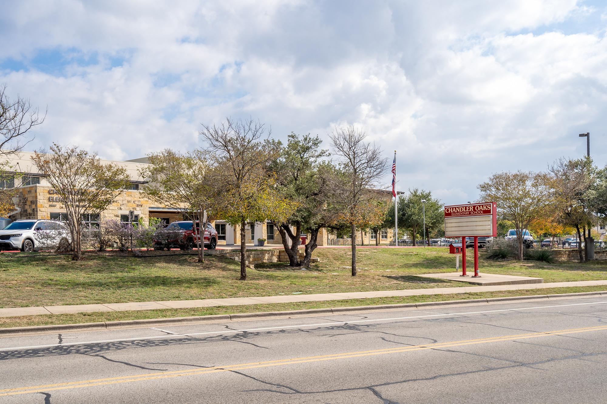 3812 Tailfeather Dr, Round Rock, TX 78681