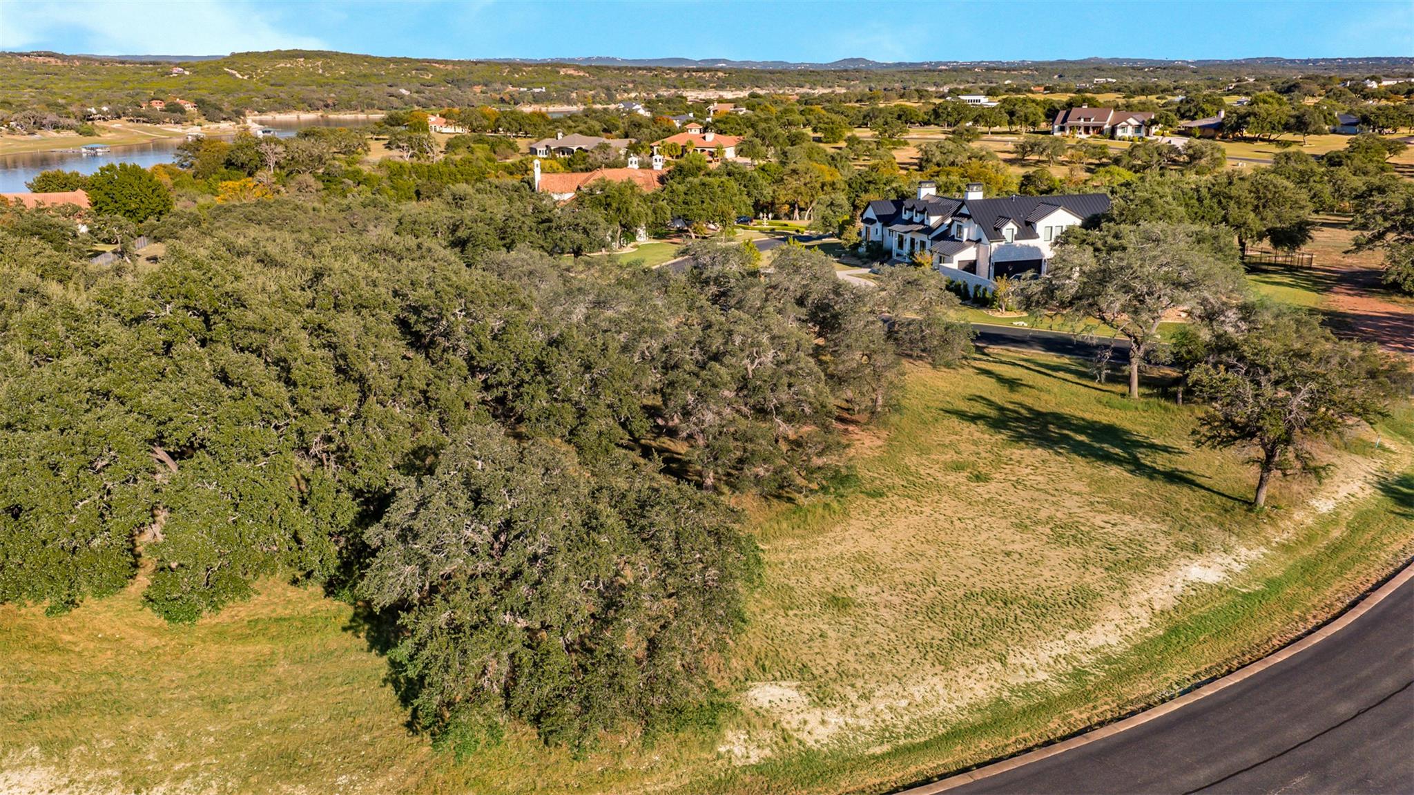 25700 Cliff Circle, Spicewood, TX 78657