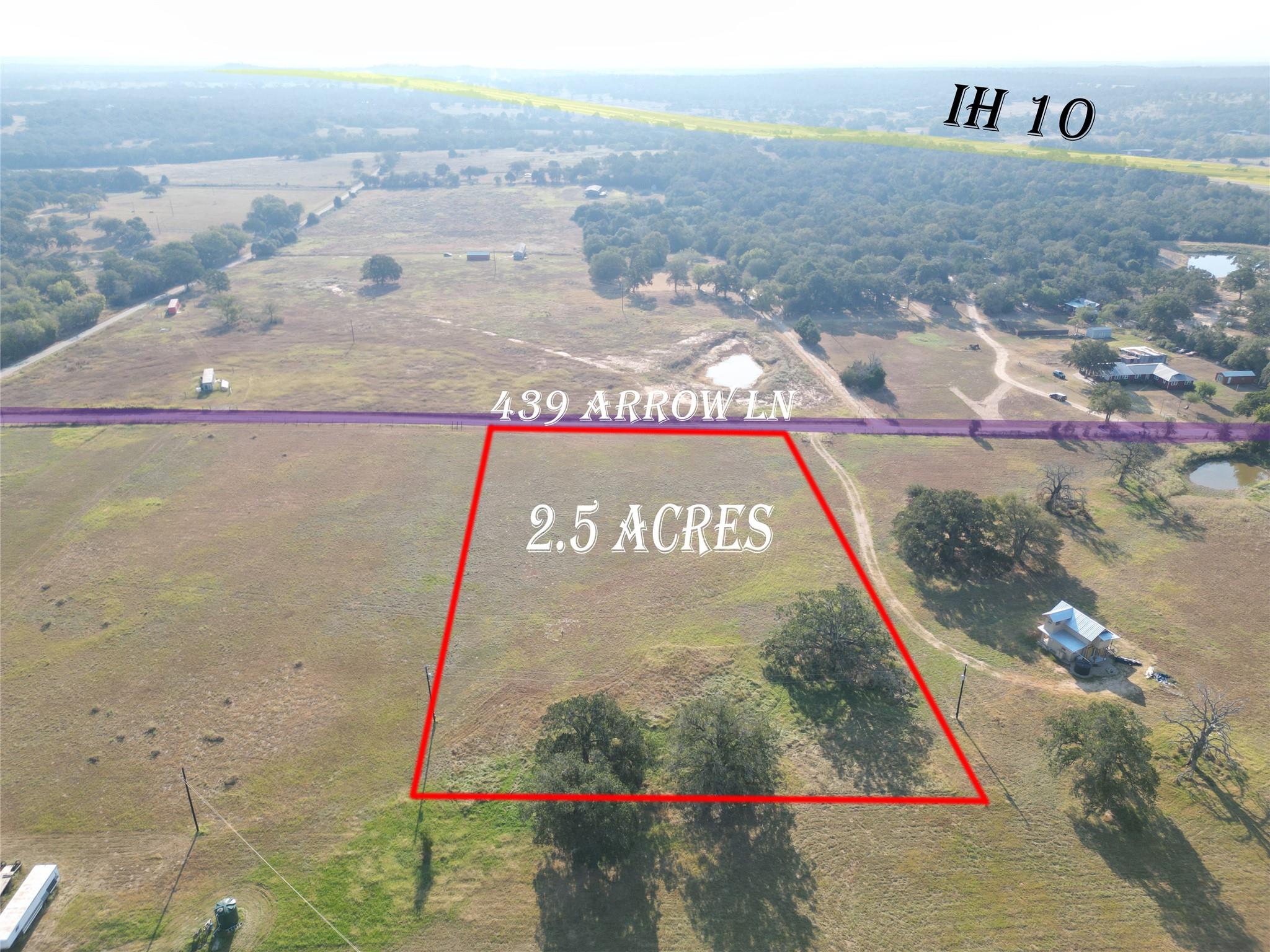 439 Arrow Ln, Luling, TX 78648