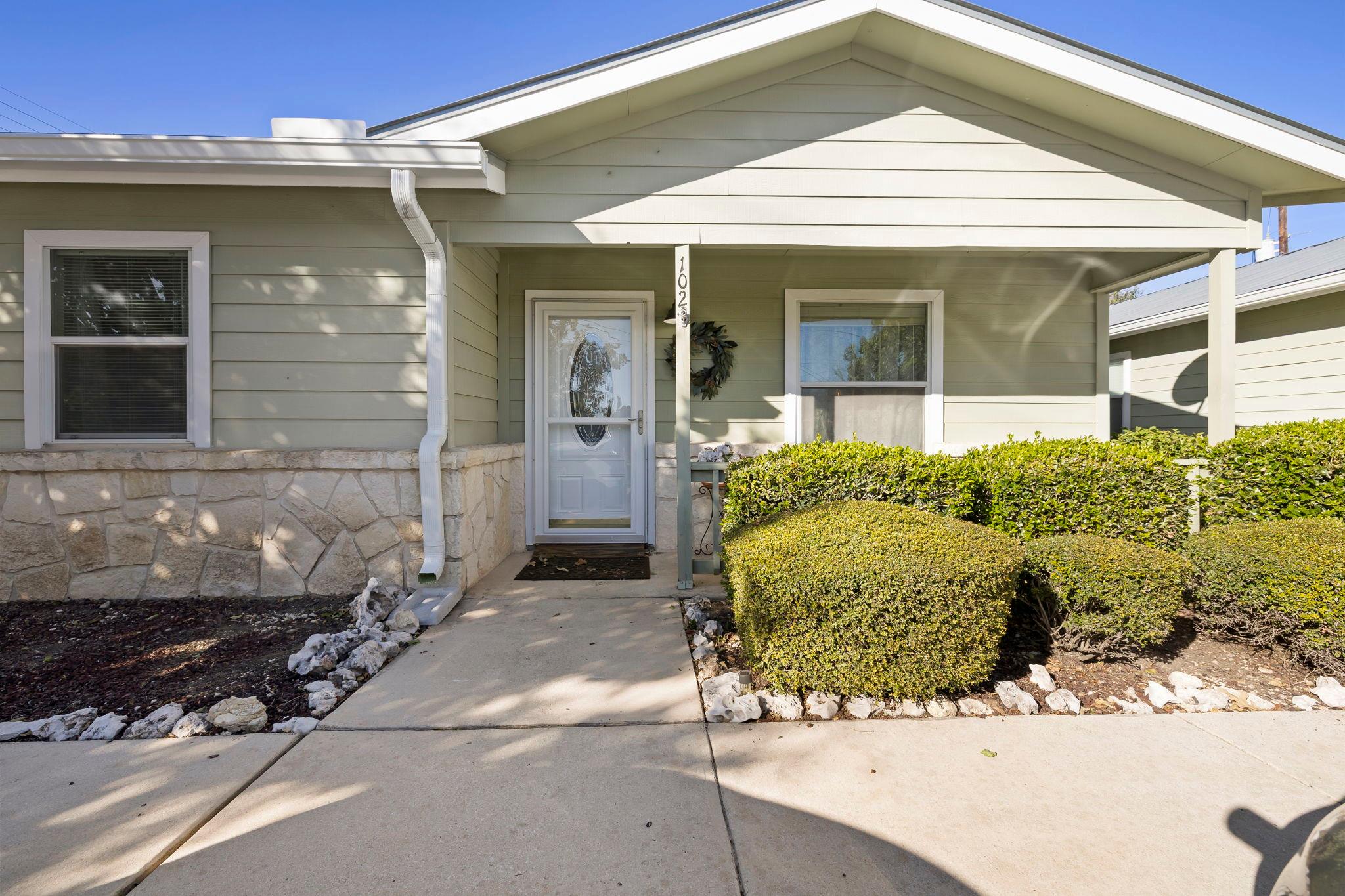 121 S Plant Ave Ave # APT 102, Boerne, TX 78006