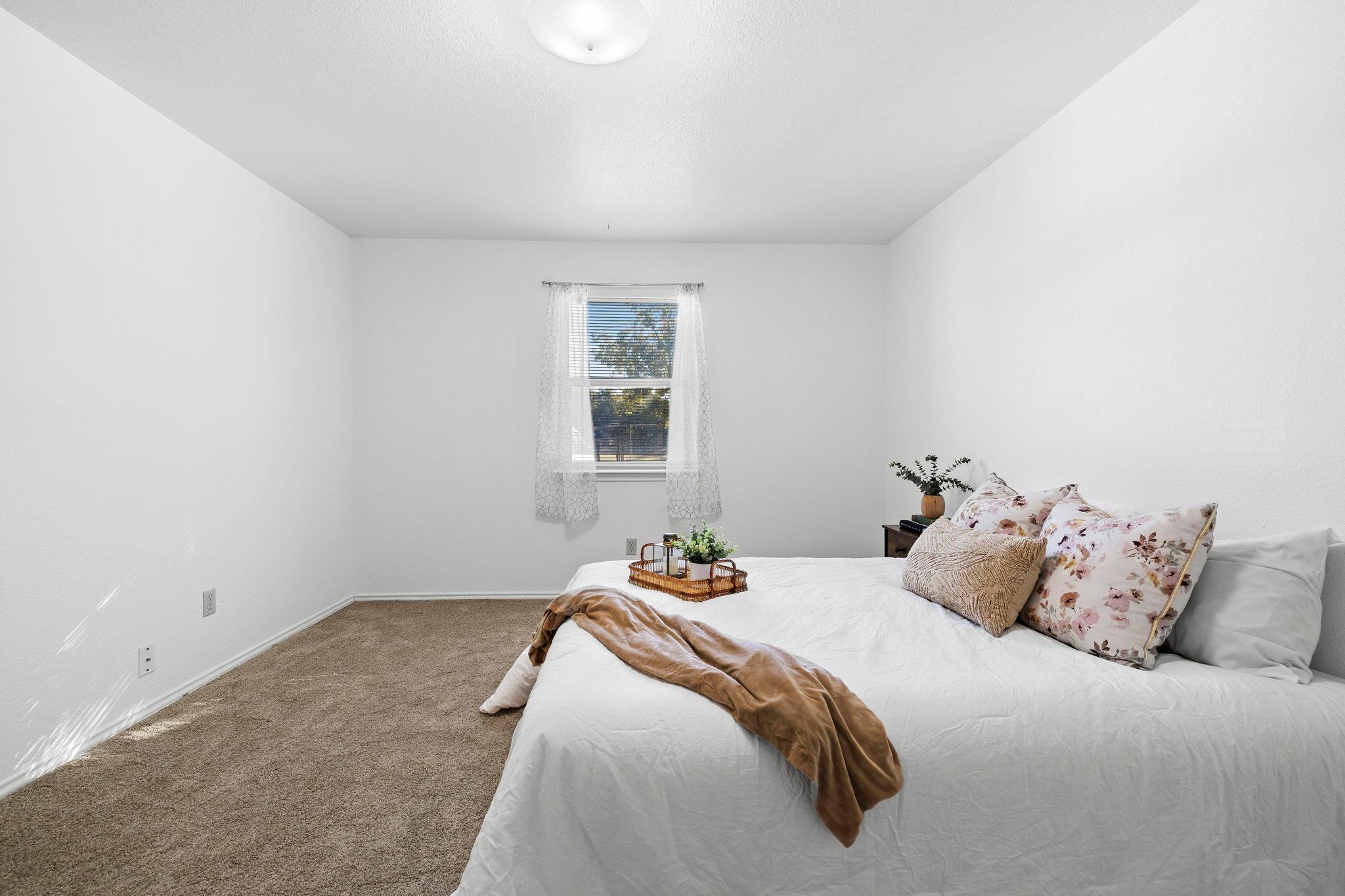 121 S Plant Ave Ave # APT 102, Boerne, TX 78006