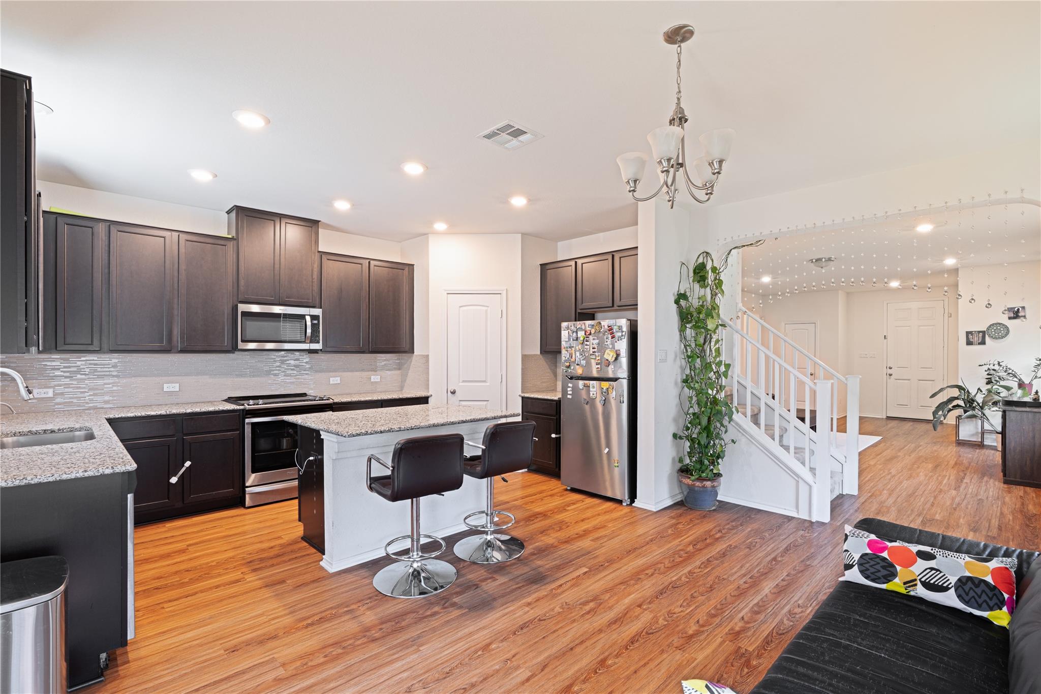 2950 E Old Settlers Blvd # 3, Round Rock, TX 78665