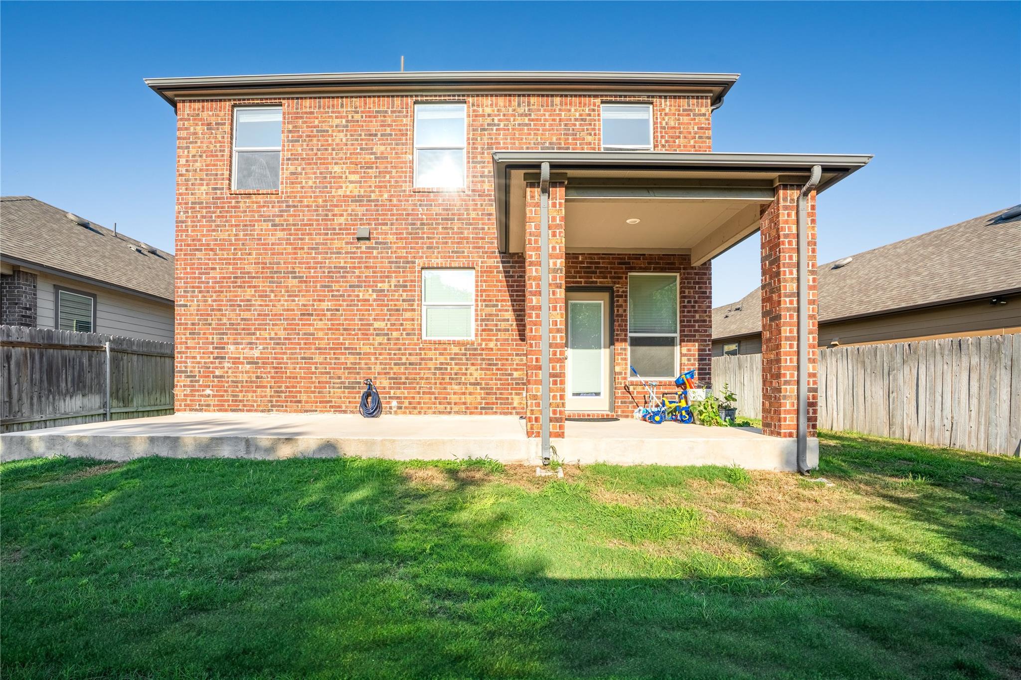 2950 E Old Settlers Blvd # 3, Round Rock, TX 78665