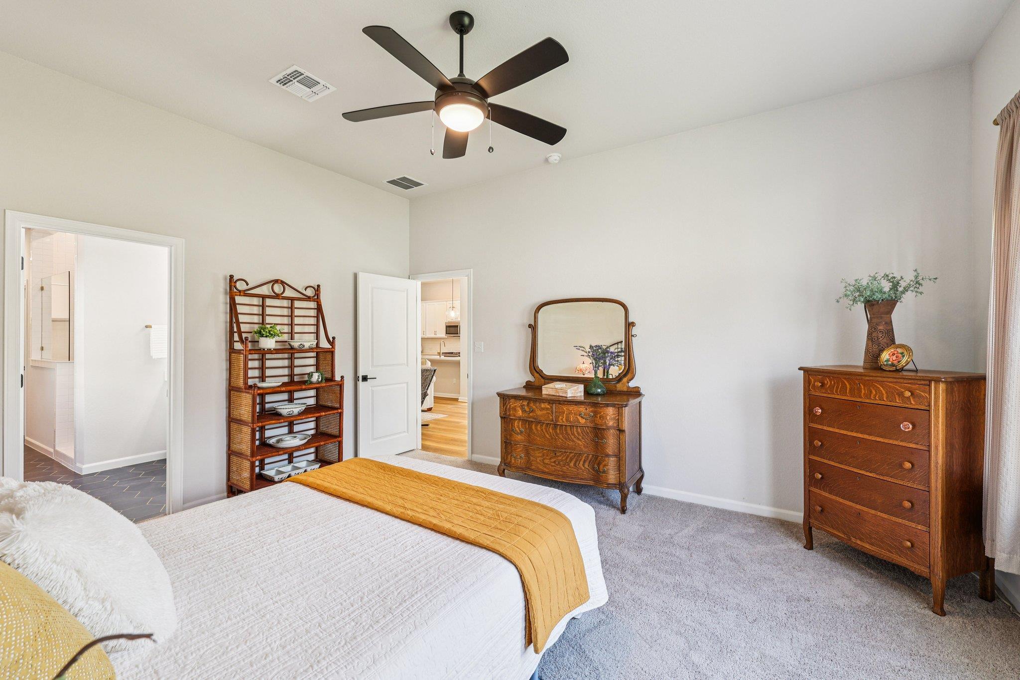 118 Cibolo Creek Loop, Bastrop, TX 78602