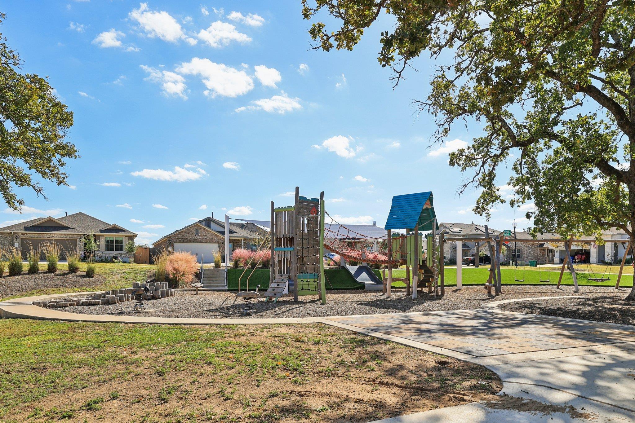 118 Cibolo Creek Loop, Bastrop, TX 78602