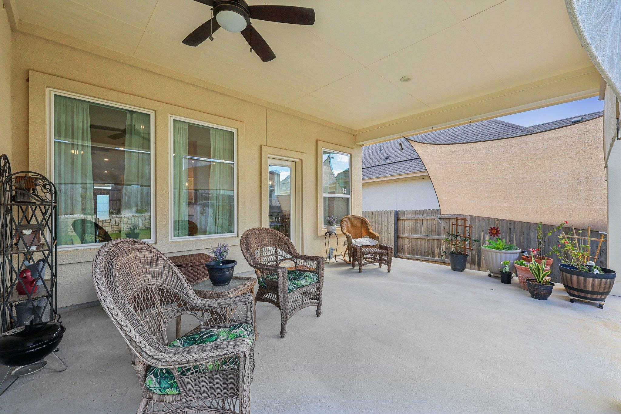 118 Cibolo Creek Loop, Bastrop, TX 78602