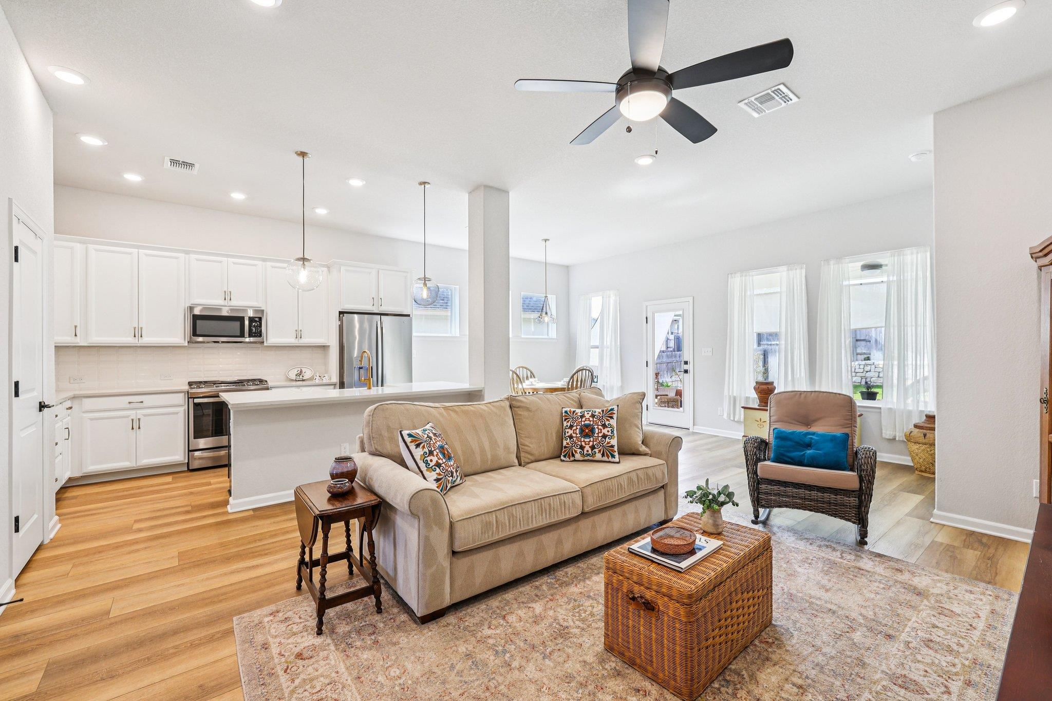 118 Cibolo Creek Loop, Bastrop, TX 78602