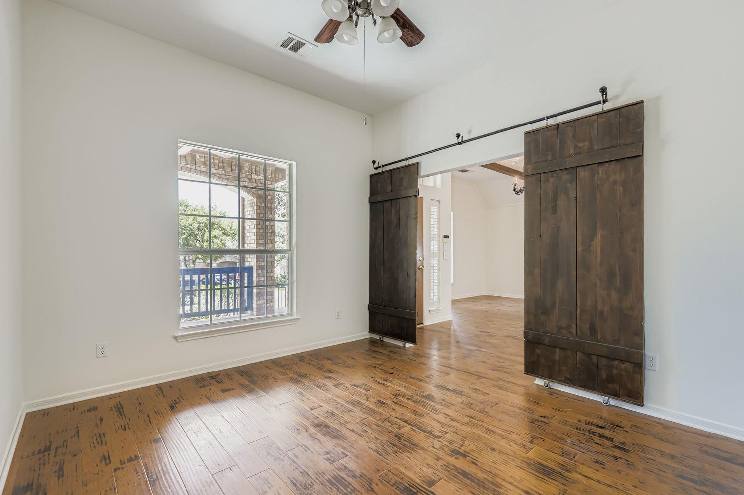 1127 Winding Creek Pl, Round Rock, TX 78665