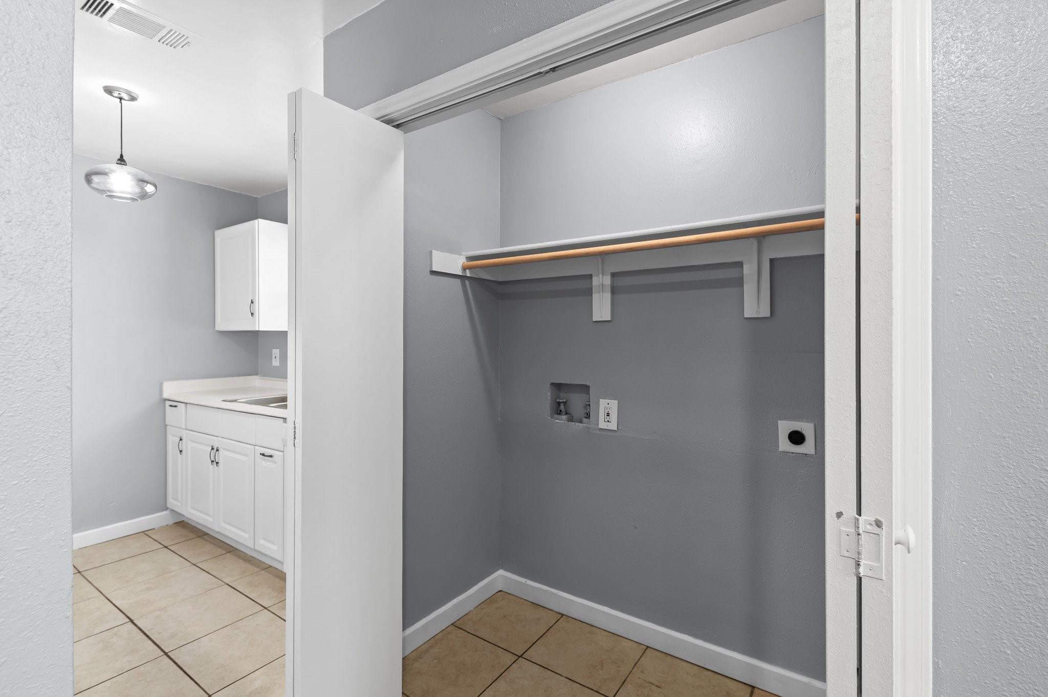 7617 Meador Ave # A, Austin, TX 78752