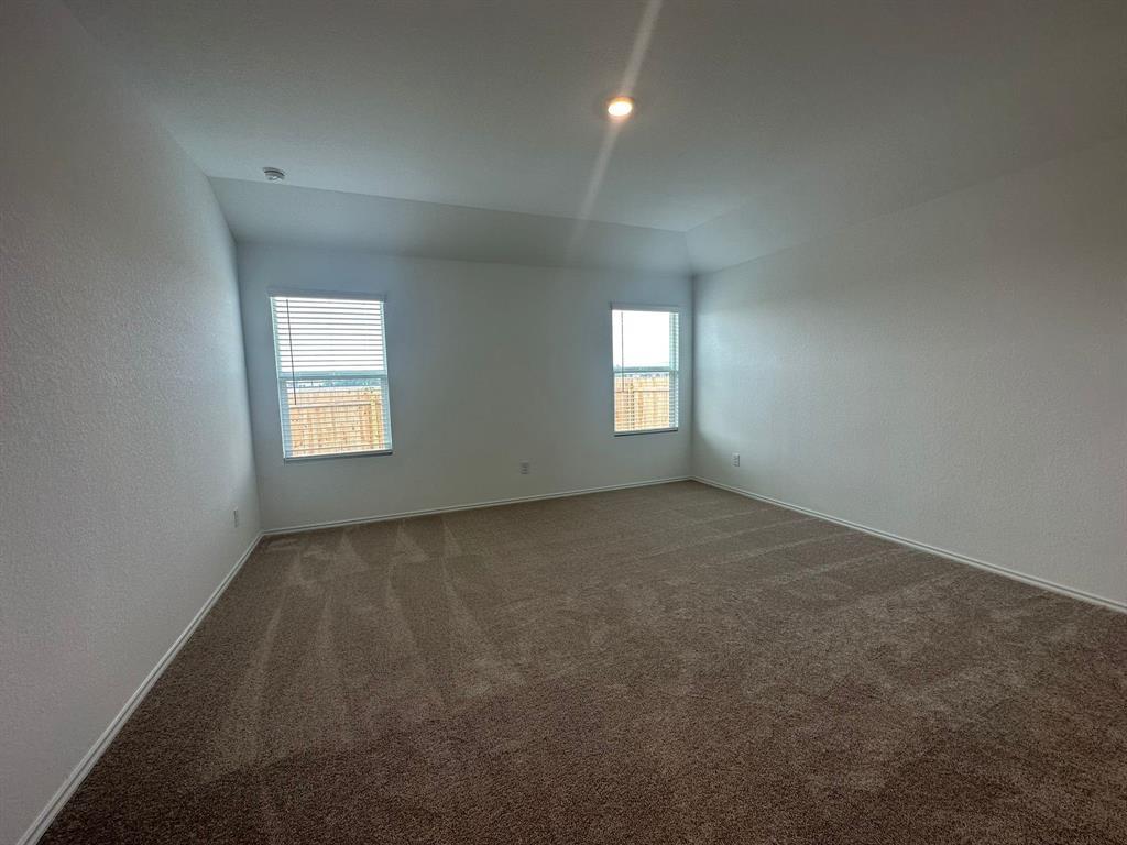 121 Seminole Dr, San Marcos, TX 78666