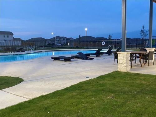 121 Seminole Dr, San Marcos, TX 78666