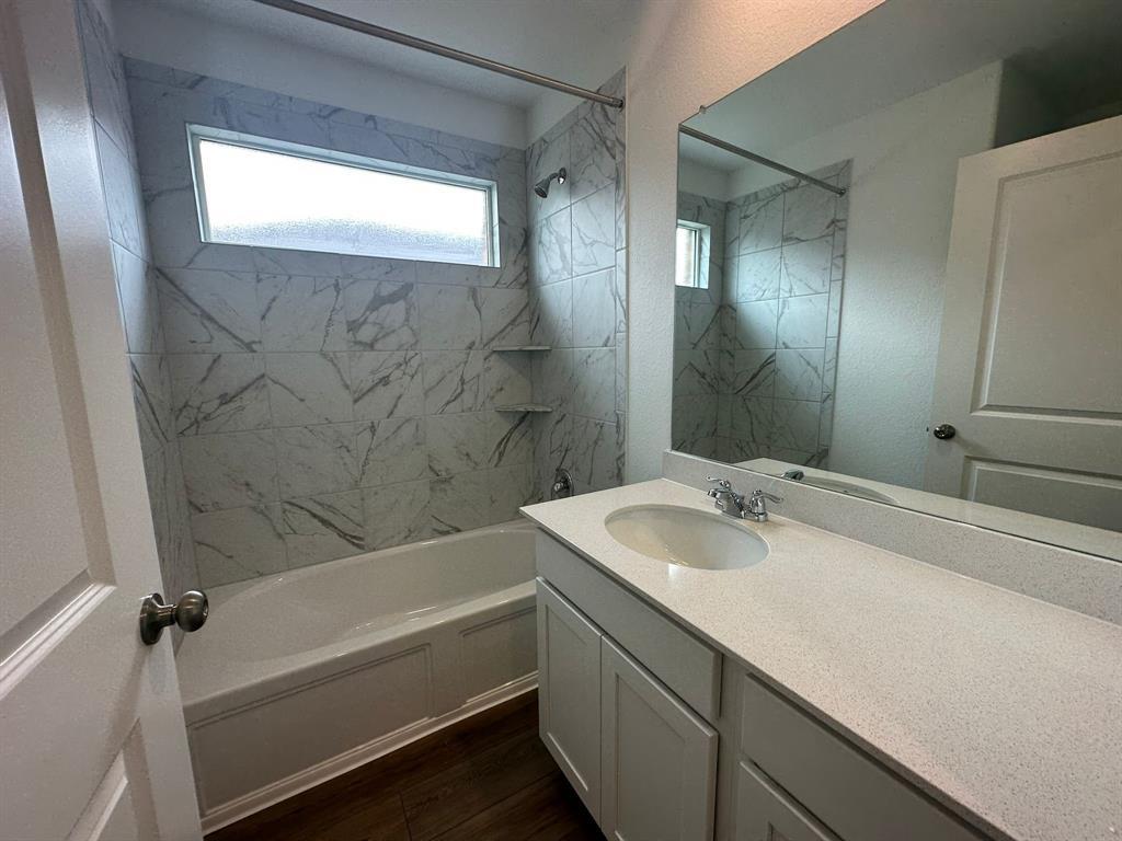 121 Seminole Dr, San Marcos, TX 78666