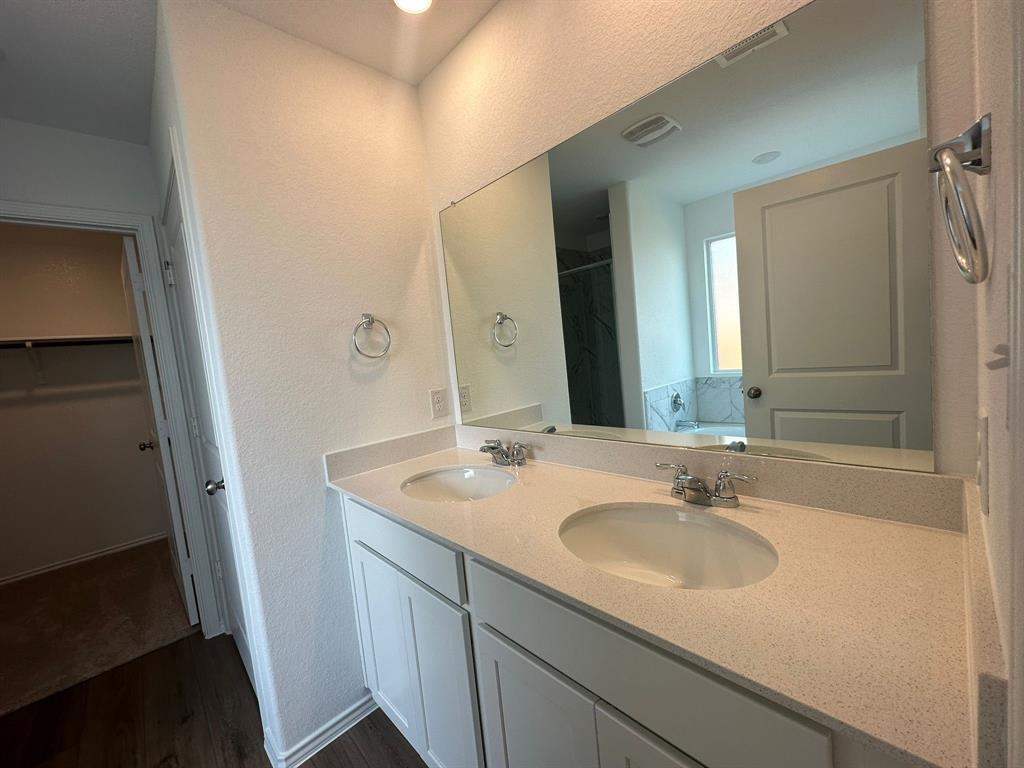 121 Seminole Dr, San Marcos, TX 78666