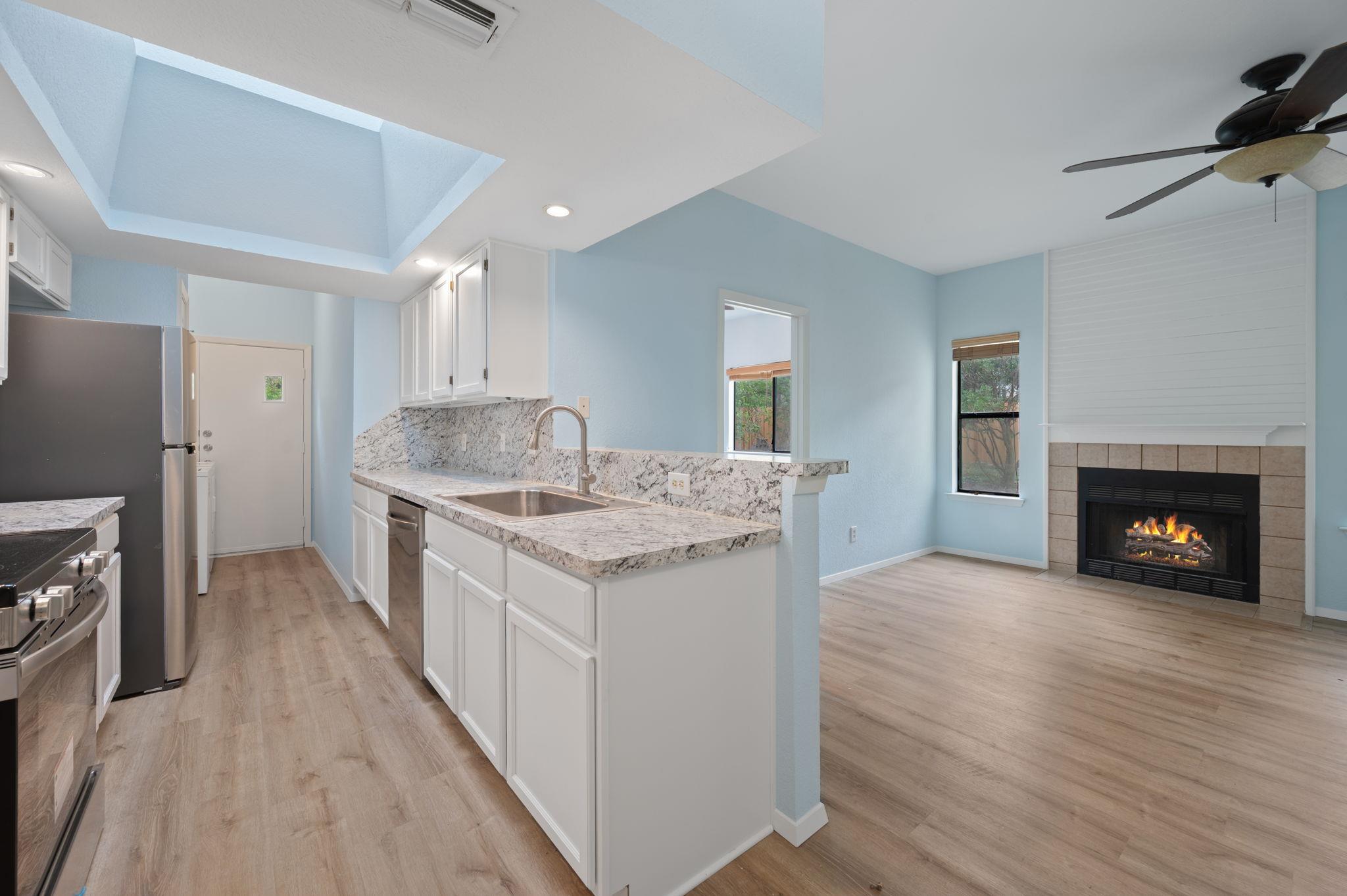 7302 Bar K Ranch Rd # A & B, Lago Vista, TX 78645