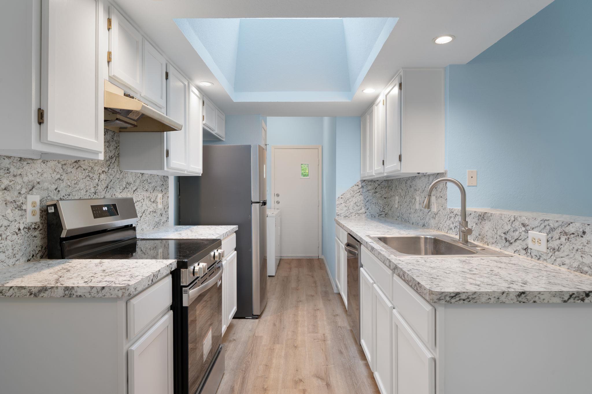 7302 Bar K Ranch Rd # A & B, Lago Vista, TX 78645