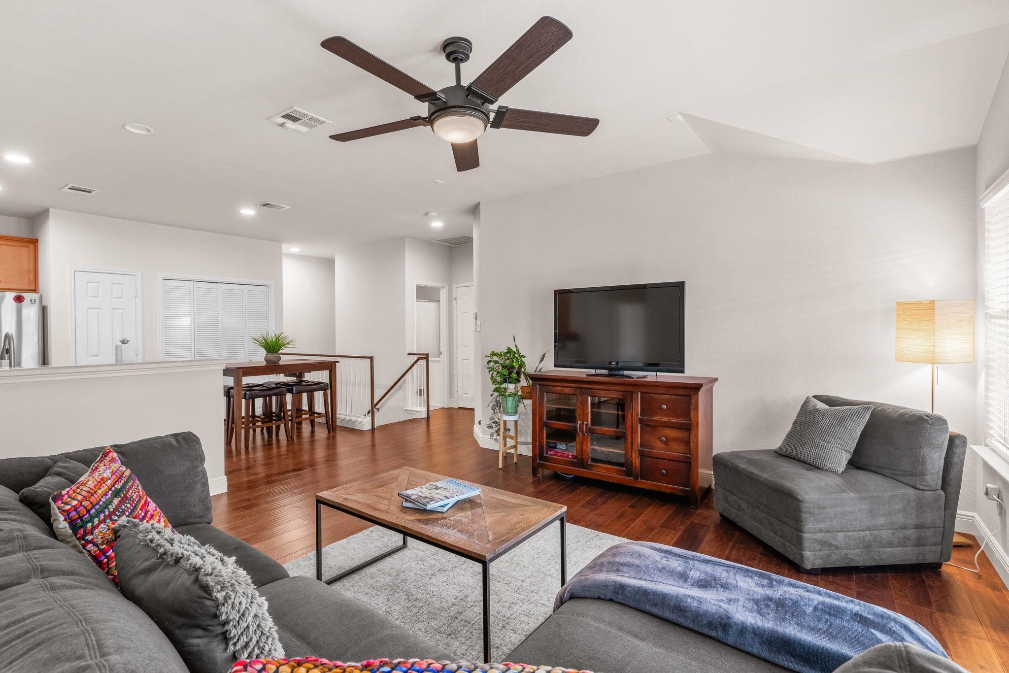 1900 Scofield Ridge Pkwy # 5901, Austin, TX 78727