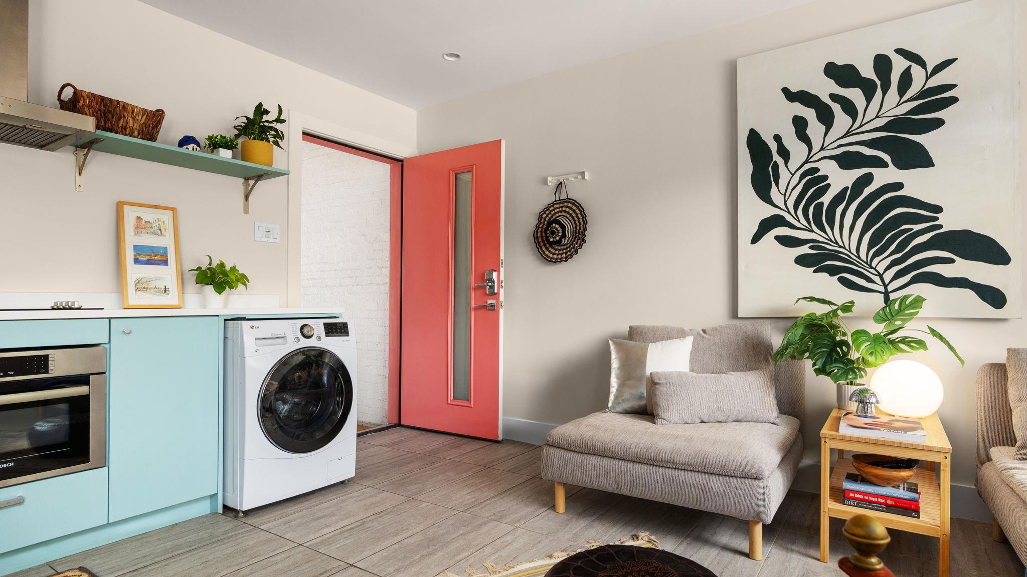 1208 Enfield Rd # 204, Austin, TX 78703