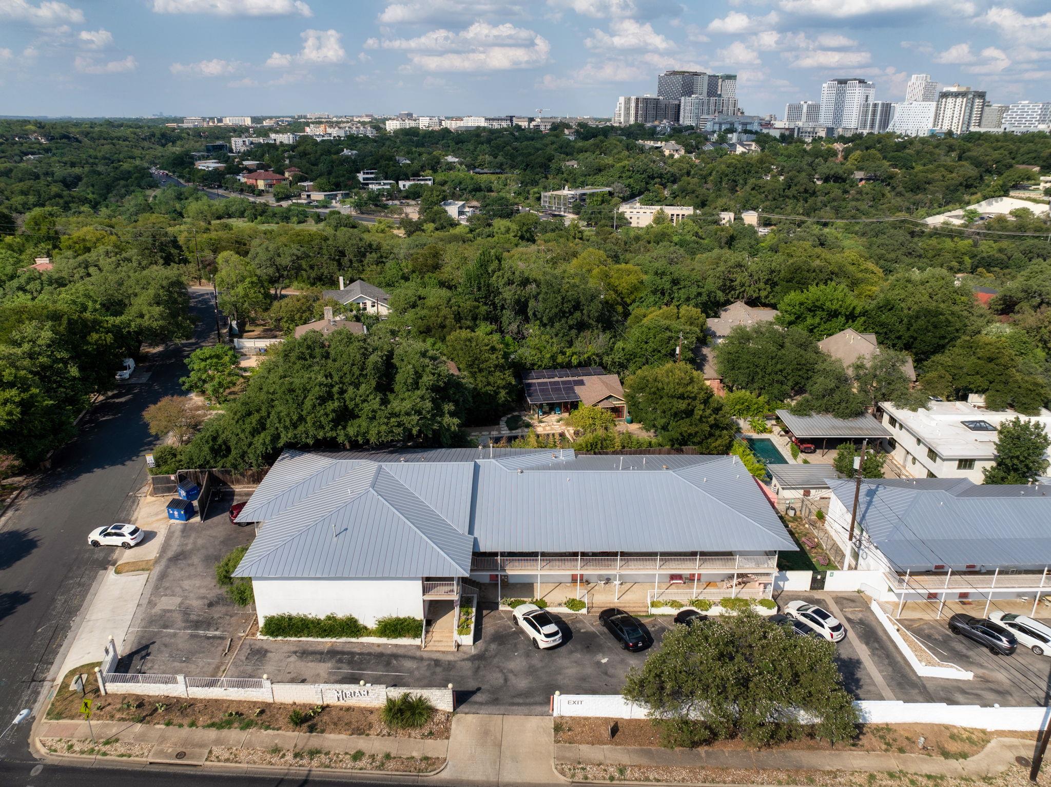 1208 Enfield Rd # 204, Austin, TX 78703