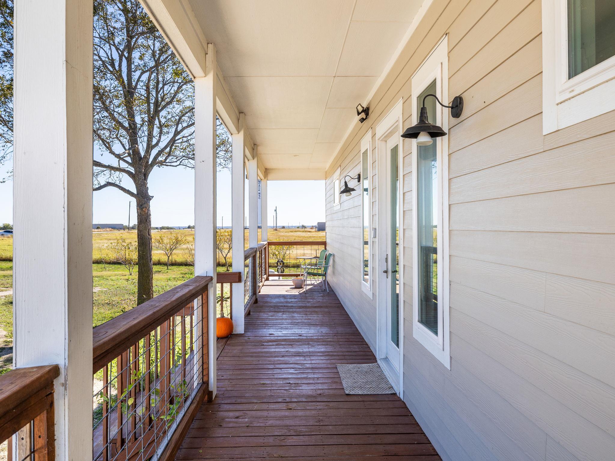 1150 County Road 432, Taylor, TX 76574