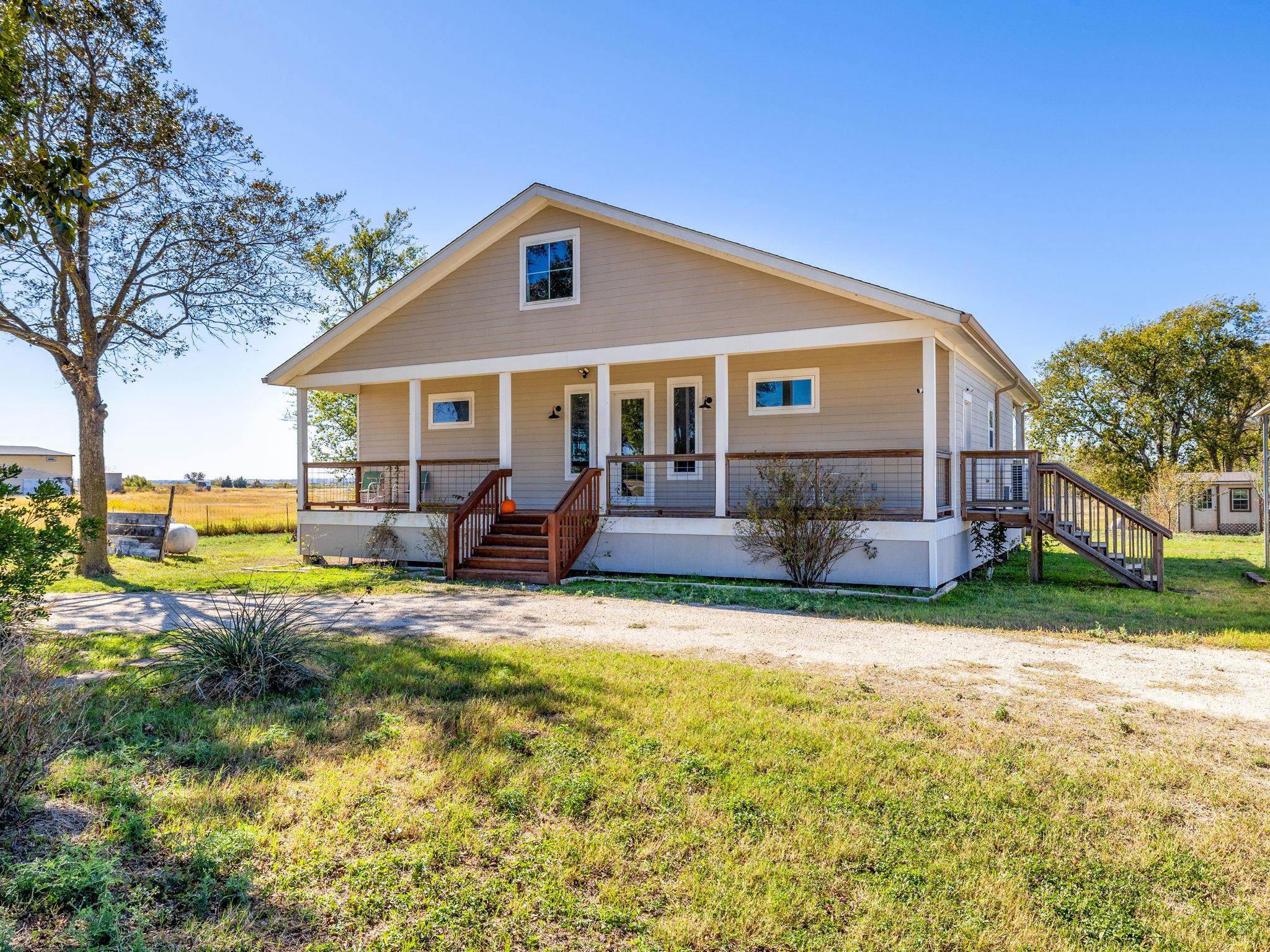 1150 County Road 432, Taylor, TX 76574