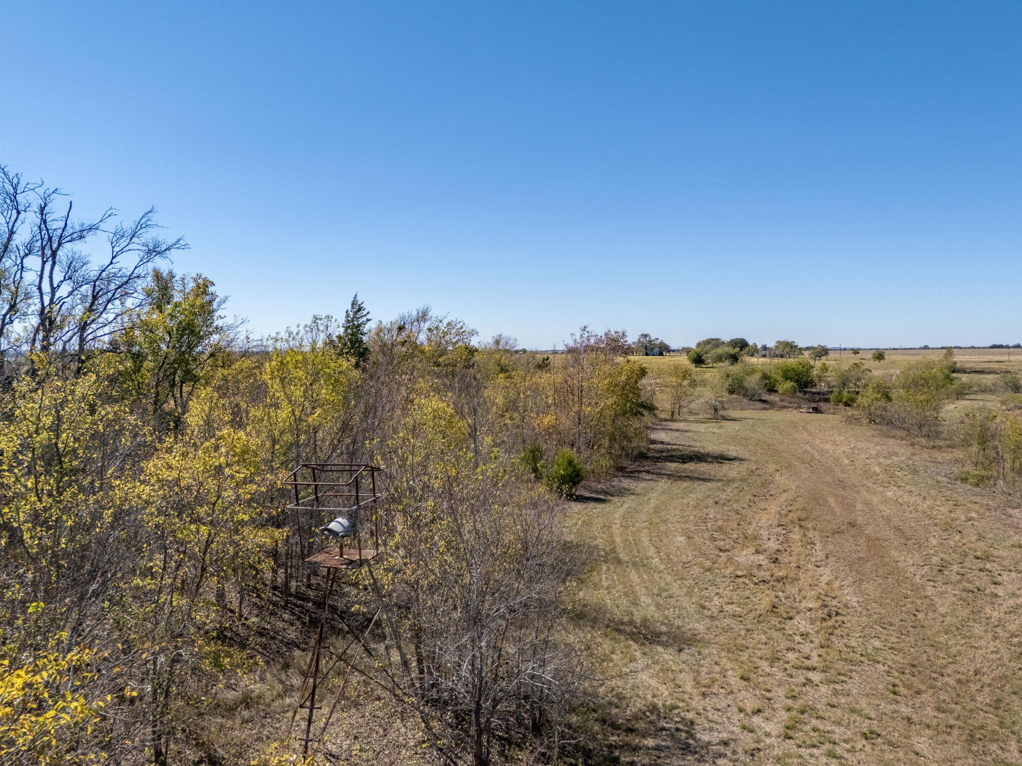 1150 County Road 432, Taylor, TX 76574