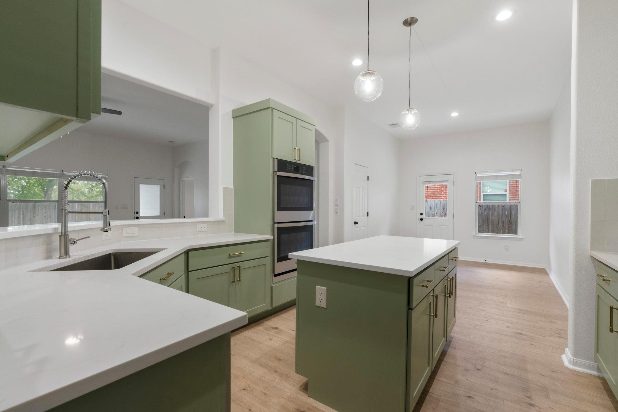 1333 Clary Sage Loop, Round Rock, TX 78665