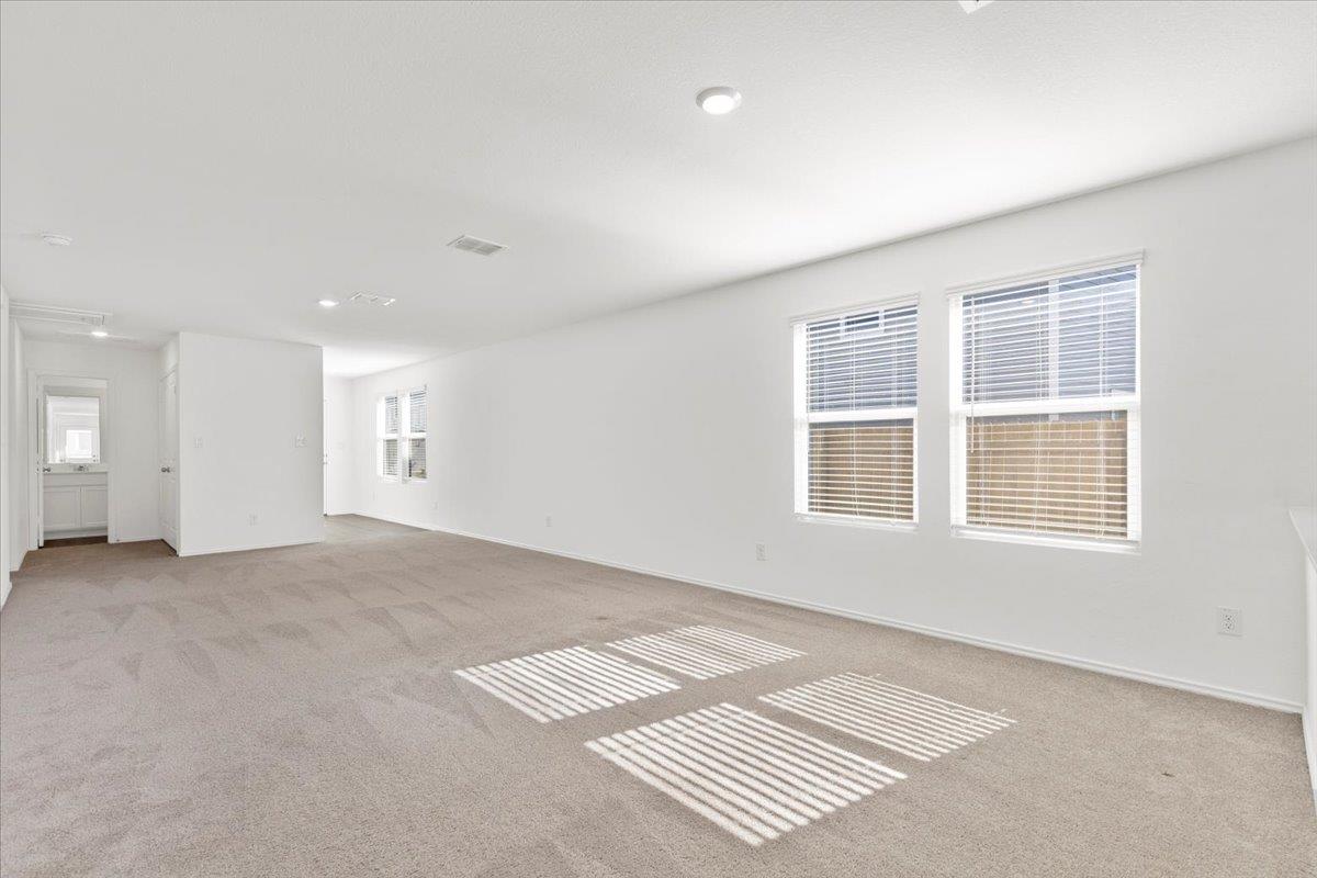 210 Chapel Beck Dr, Kyle, TX 78640