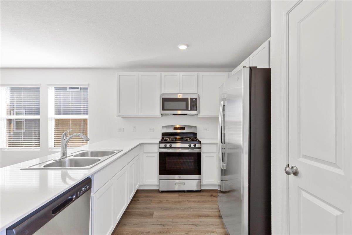 210 Chapel Beck Dr, Kyle, TX 78640