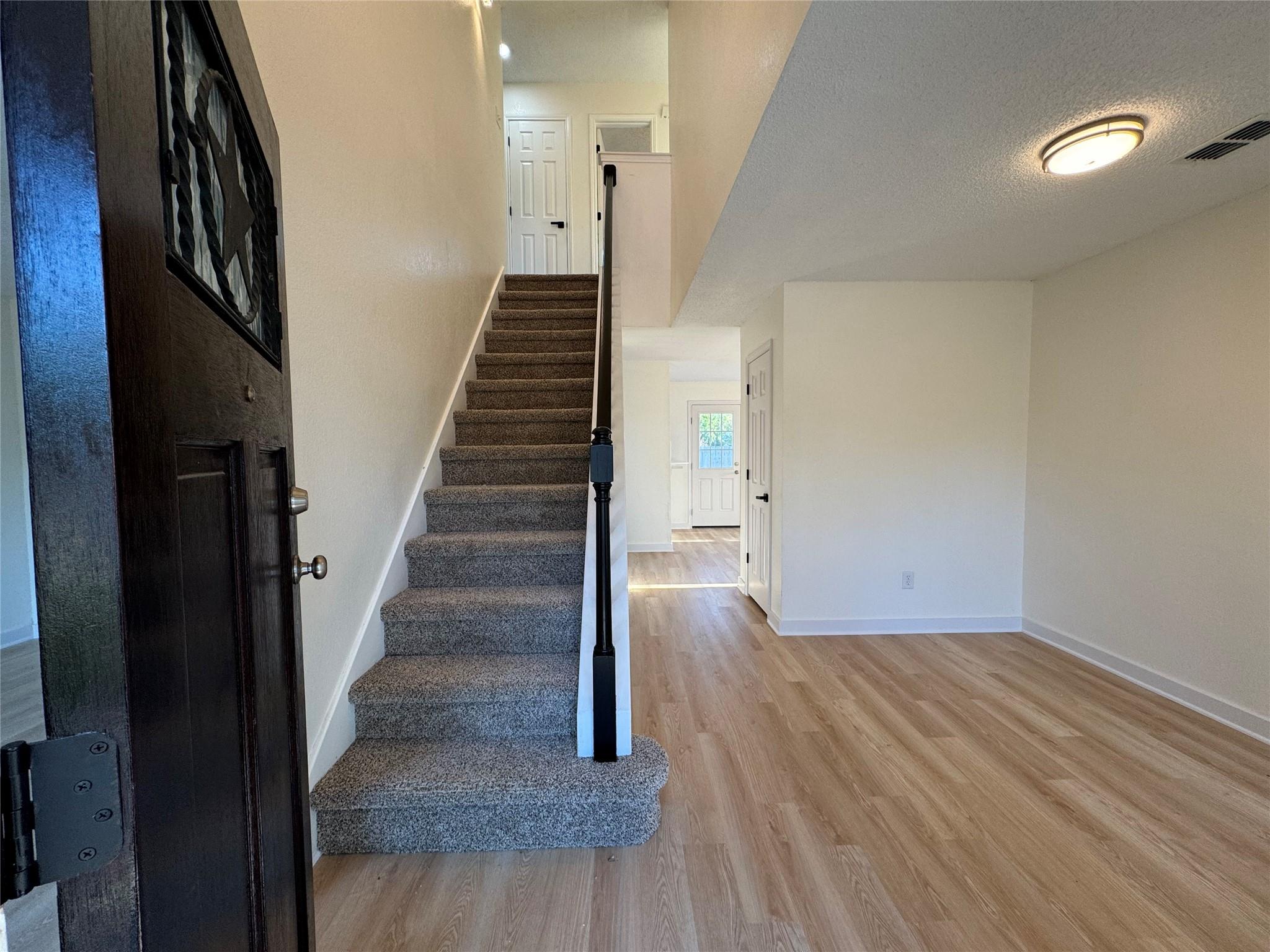 1905 Hollow Tree Blvd, Round Rock, TX 78681